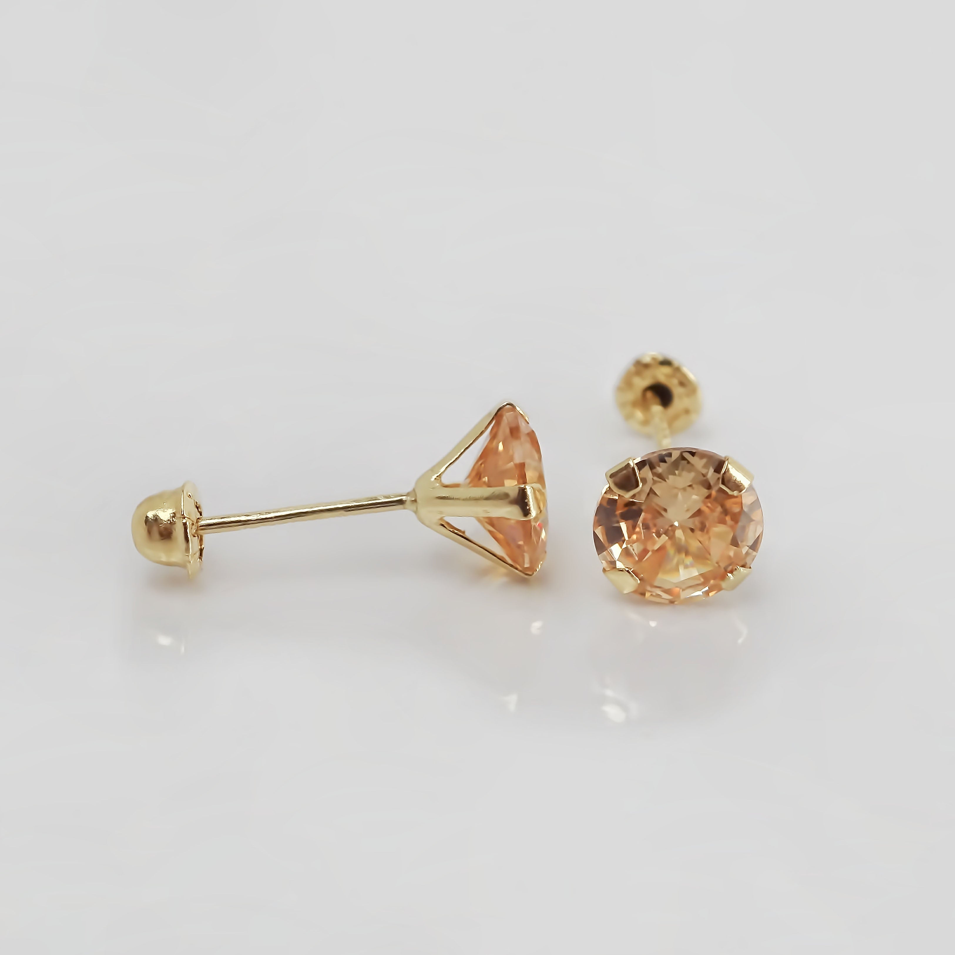 Amor Eterno - Broqueles Recto 5mm / Aretes / Oro 10k