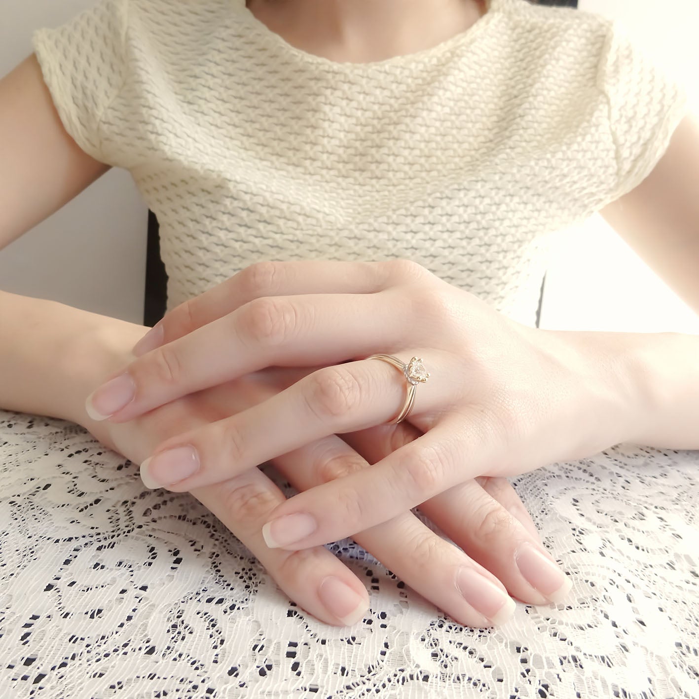 Amor Eterno - Anillo Korb / Oro 14k Sólido / Blanco