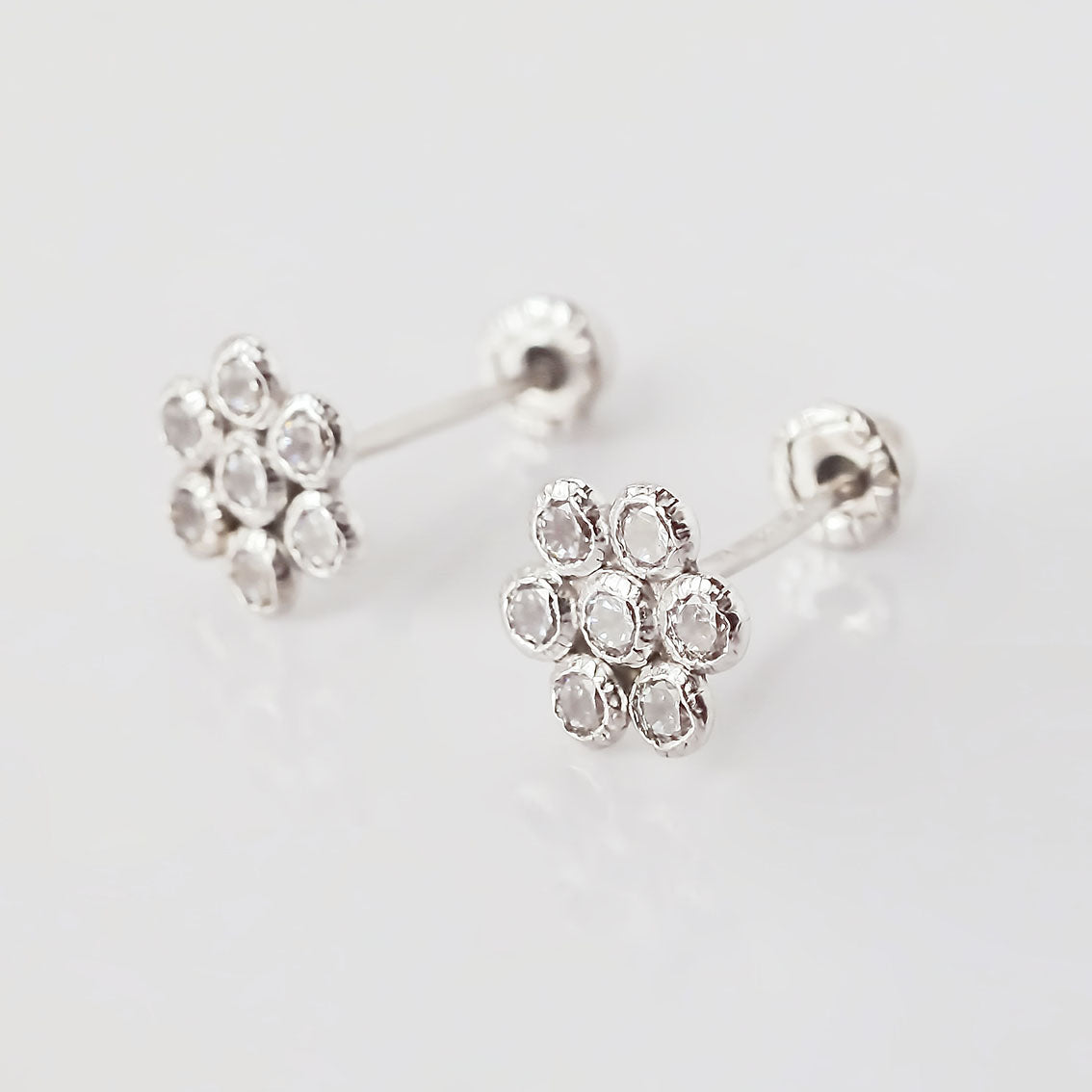Amor Eterno - Broqueles Roseta / Aretes Oro 10k / Blanco