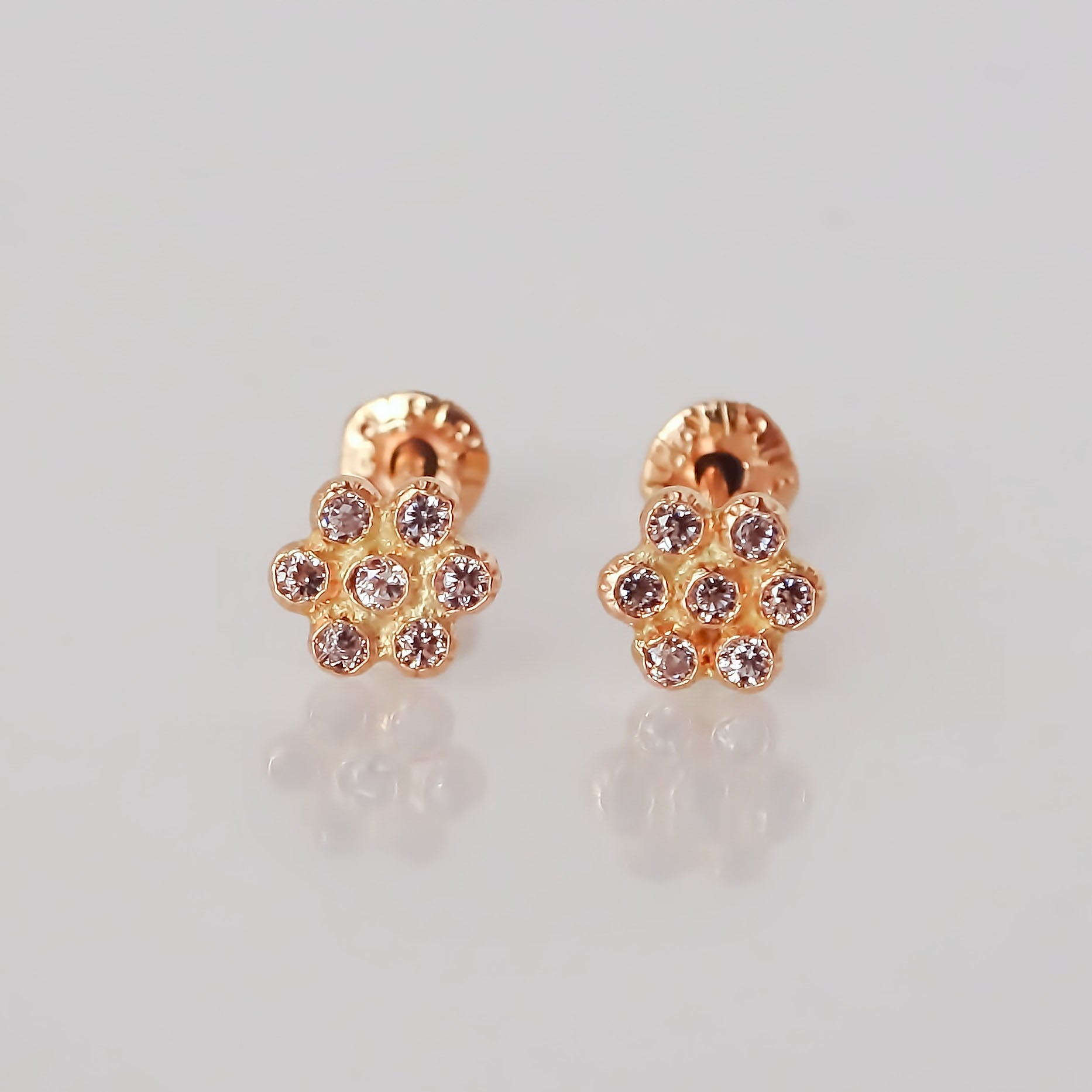 Amor Eterno - Broqueles Roseta Bebé / Aretes Oro 10k / Rosa