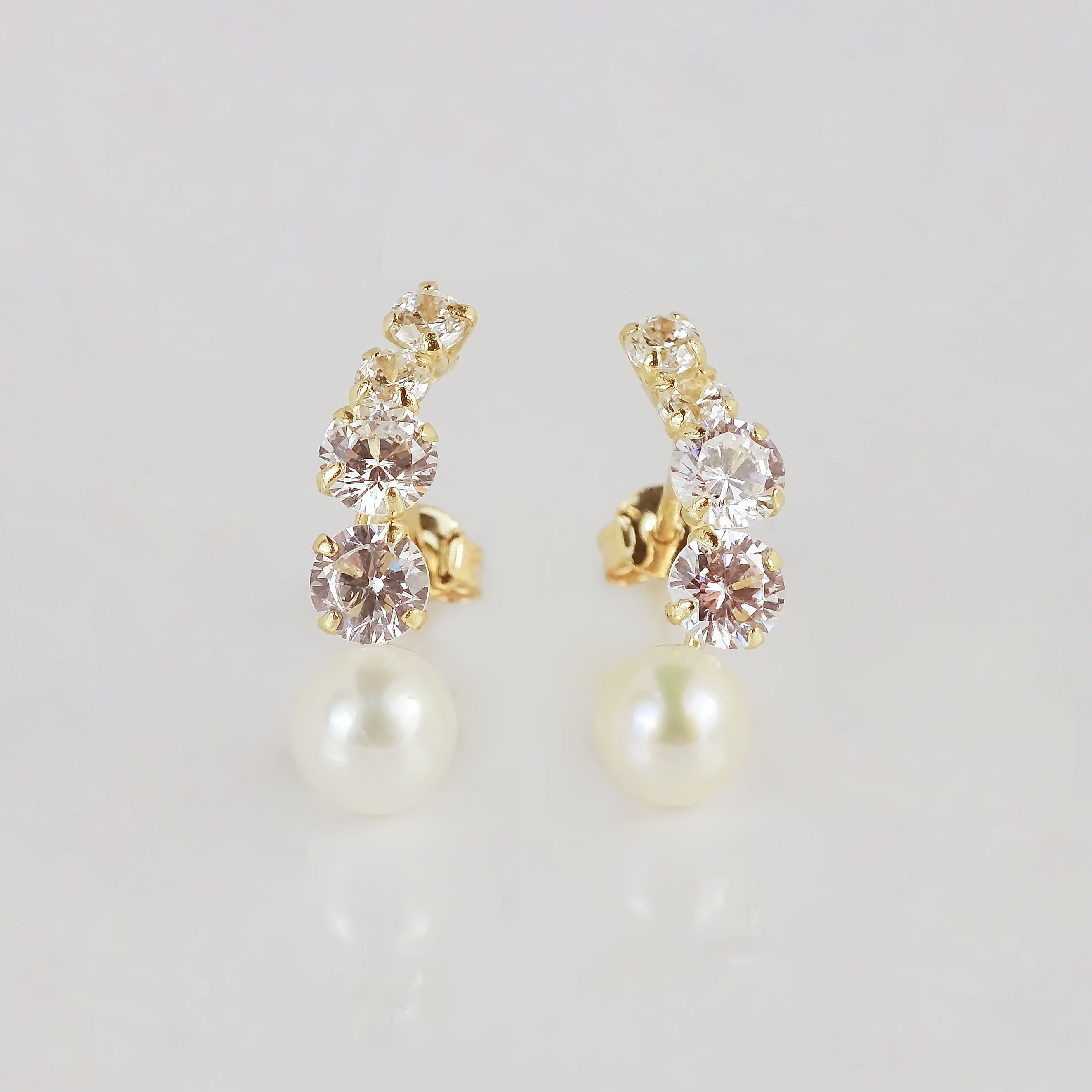 Amor Eterno - Broqueles Lambada Perla / Aretes Oro 10k