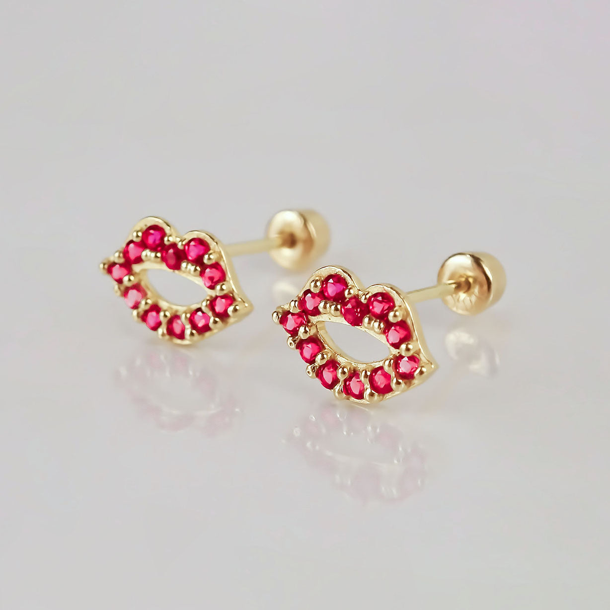 Amor Eterno - Broqueles Sexy Kiss / Aretes / Oro 10k / ROJO