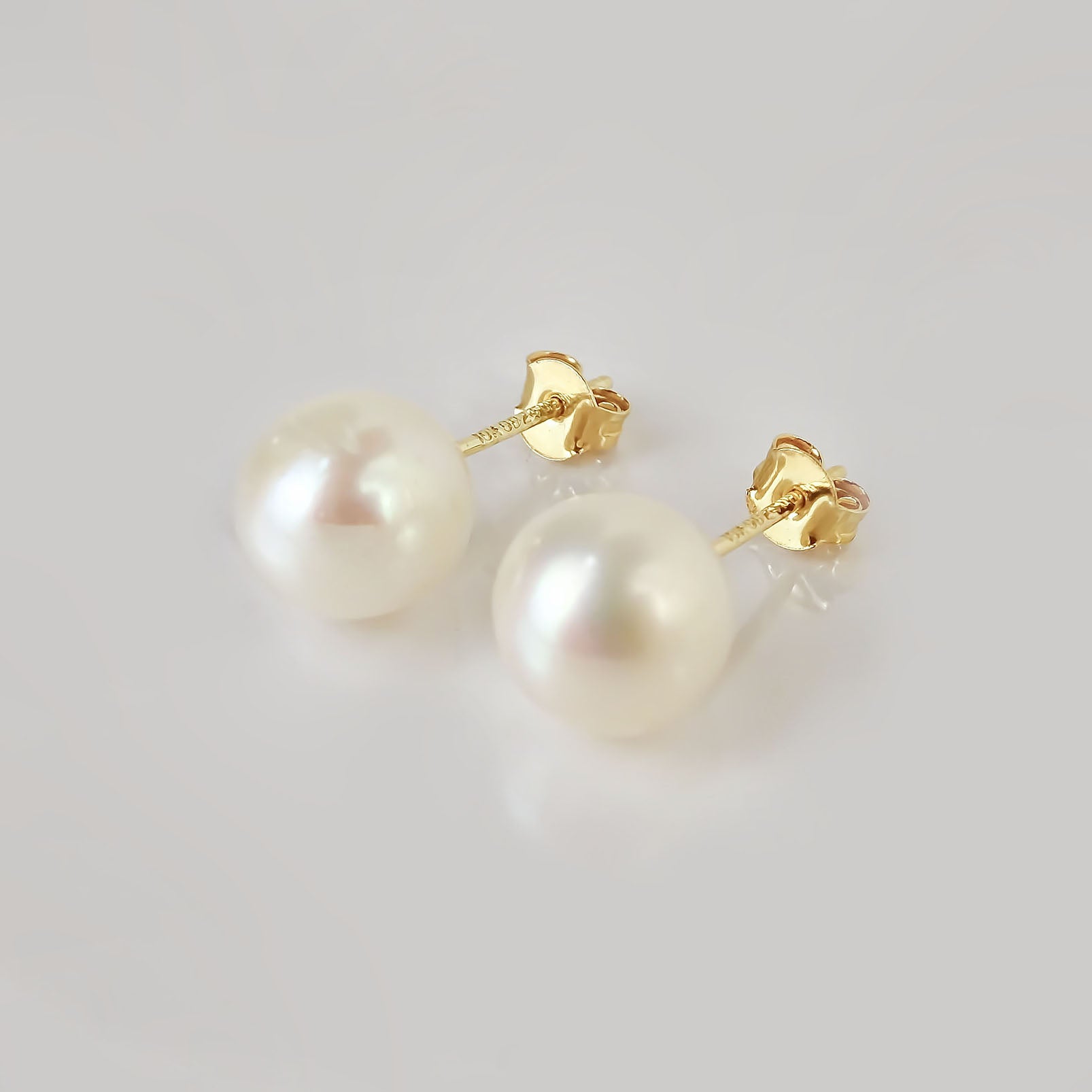 Amor Eterno - Broqueles / Perla Chica 6mm / Aretes Oro 10k