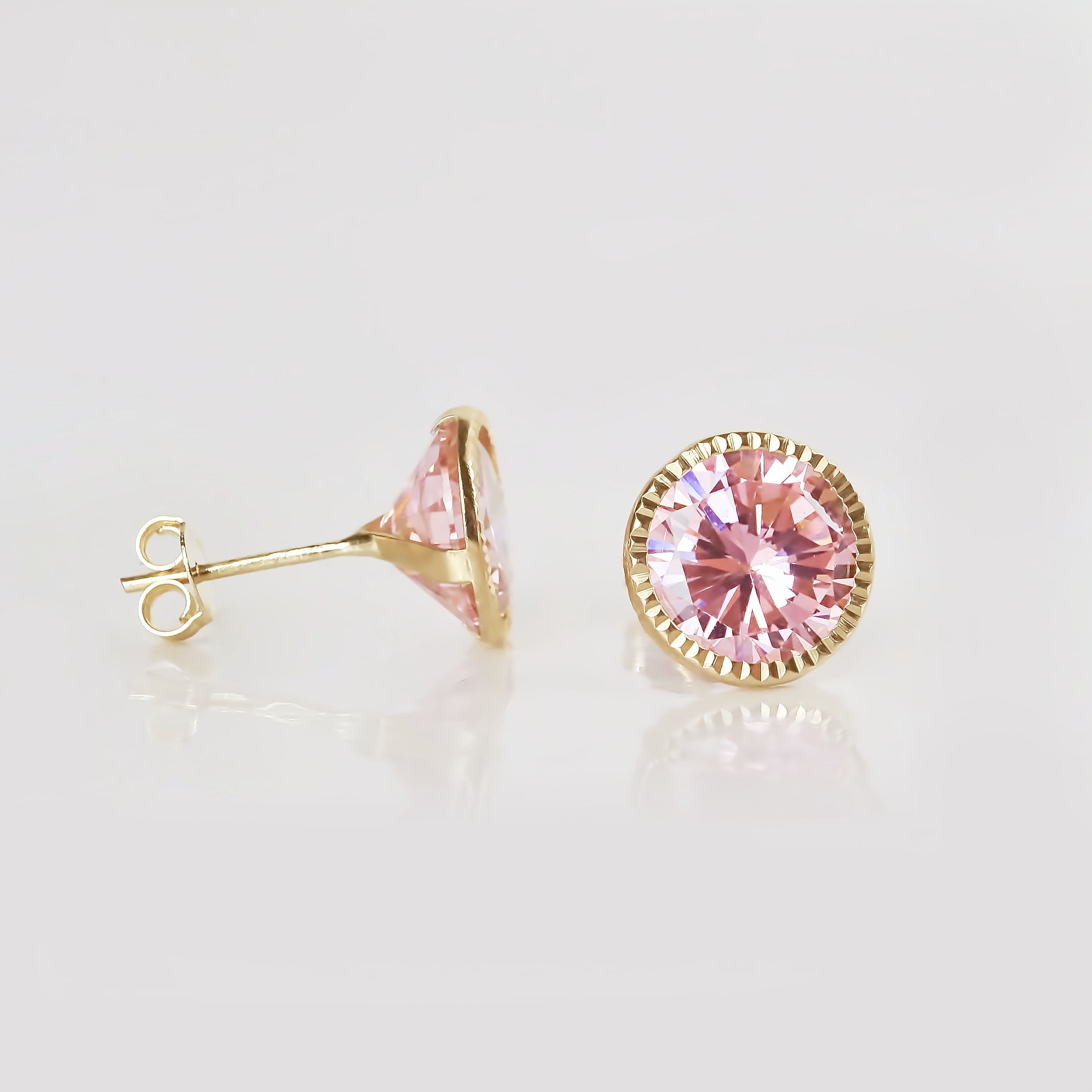 Amor Eterno - Broqueles Recto Facetado Grande 8mm / Oro 10k / Rosa