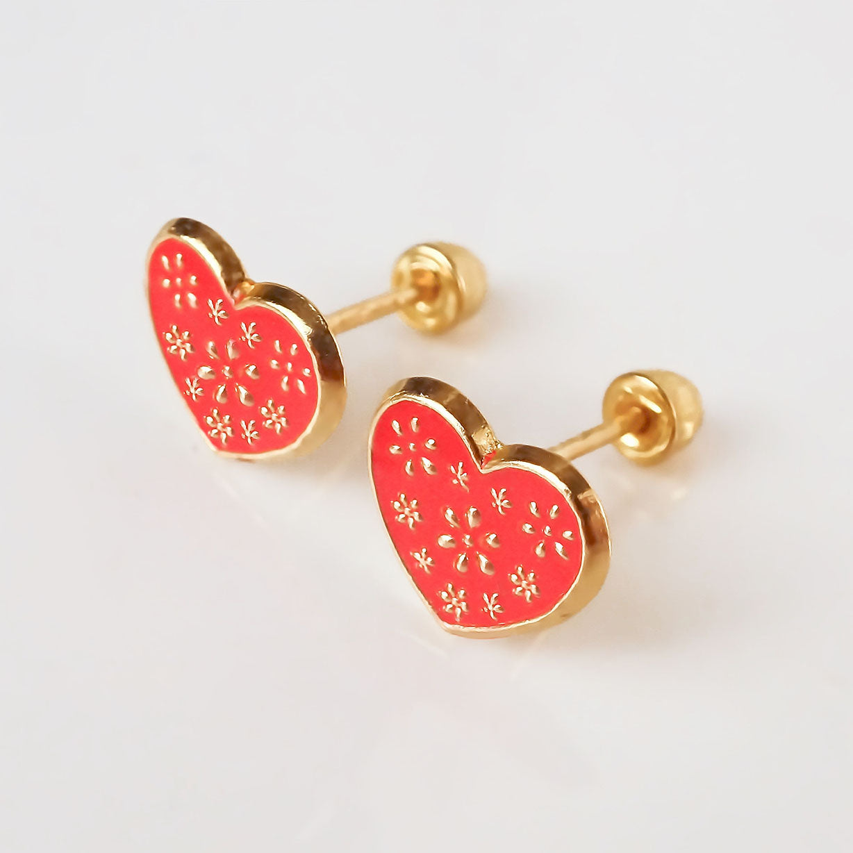 Amor Eterno - Broqueles Flores En Corazón / Aretes / Oro 10k