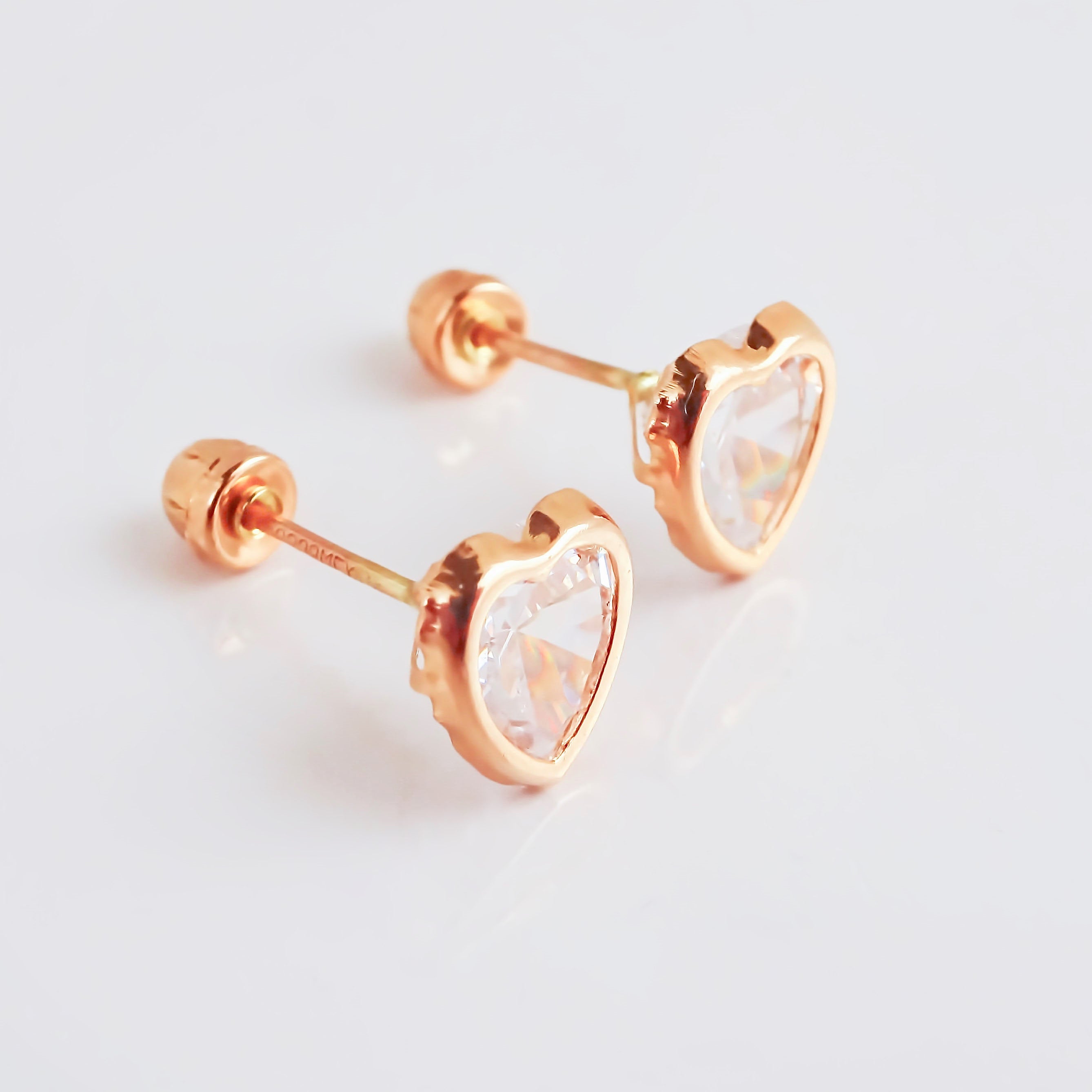 Amor Eterno - Broquel Corazón Bisel #6 / Aretes Oro 10k / ROSA