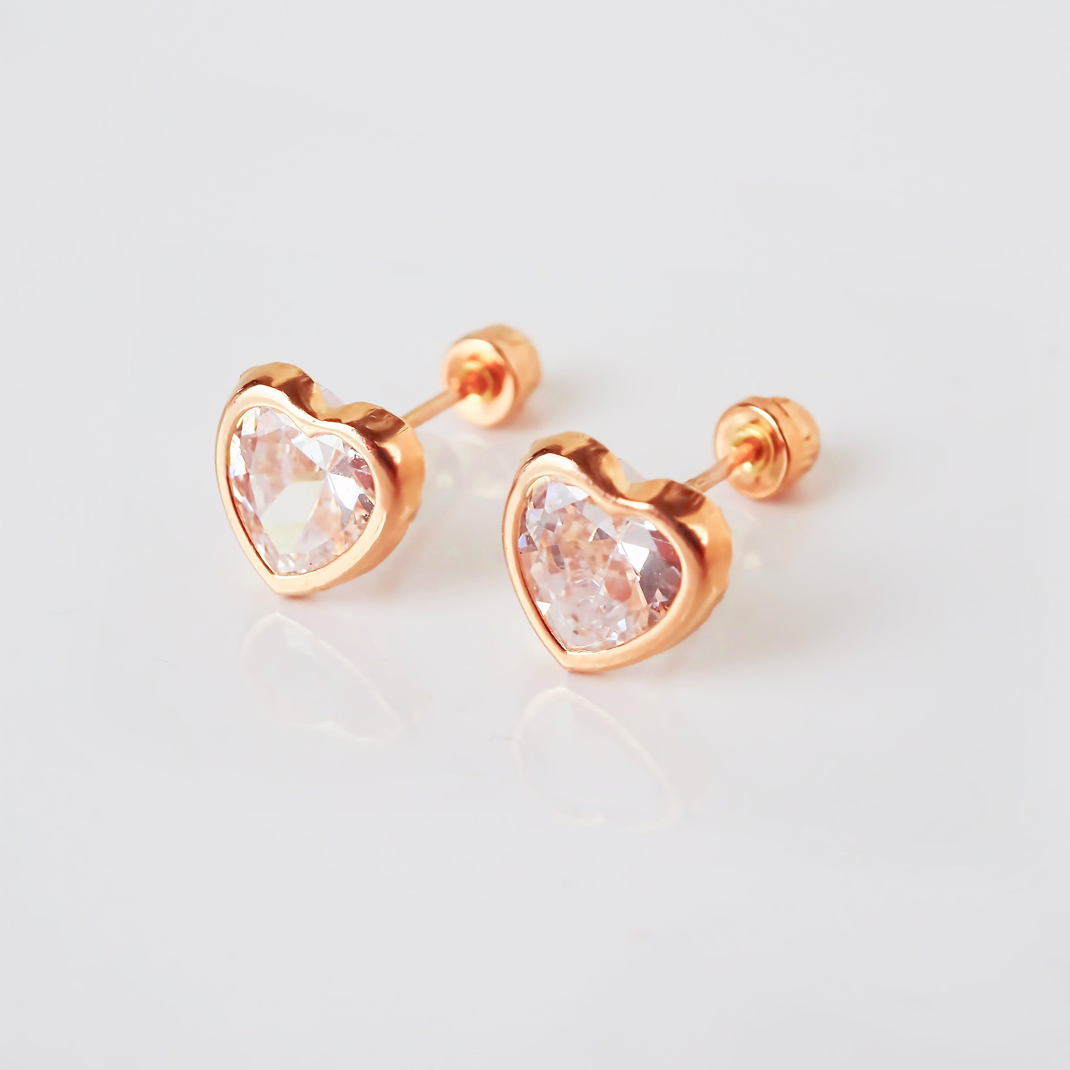 Amor Eterno - Broquel Corazón Bisel #6 / Aretes Oro 10k / ROSA