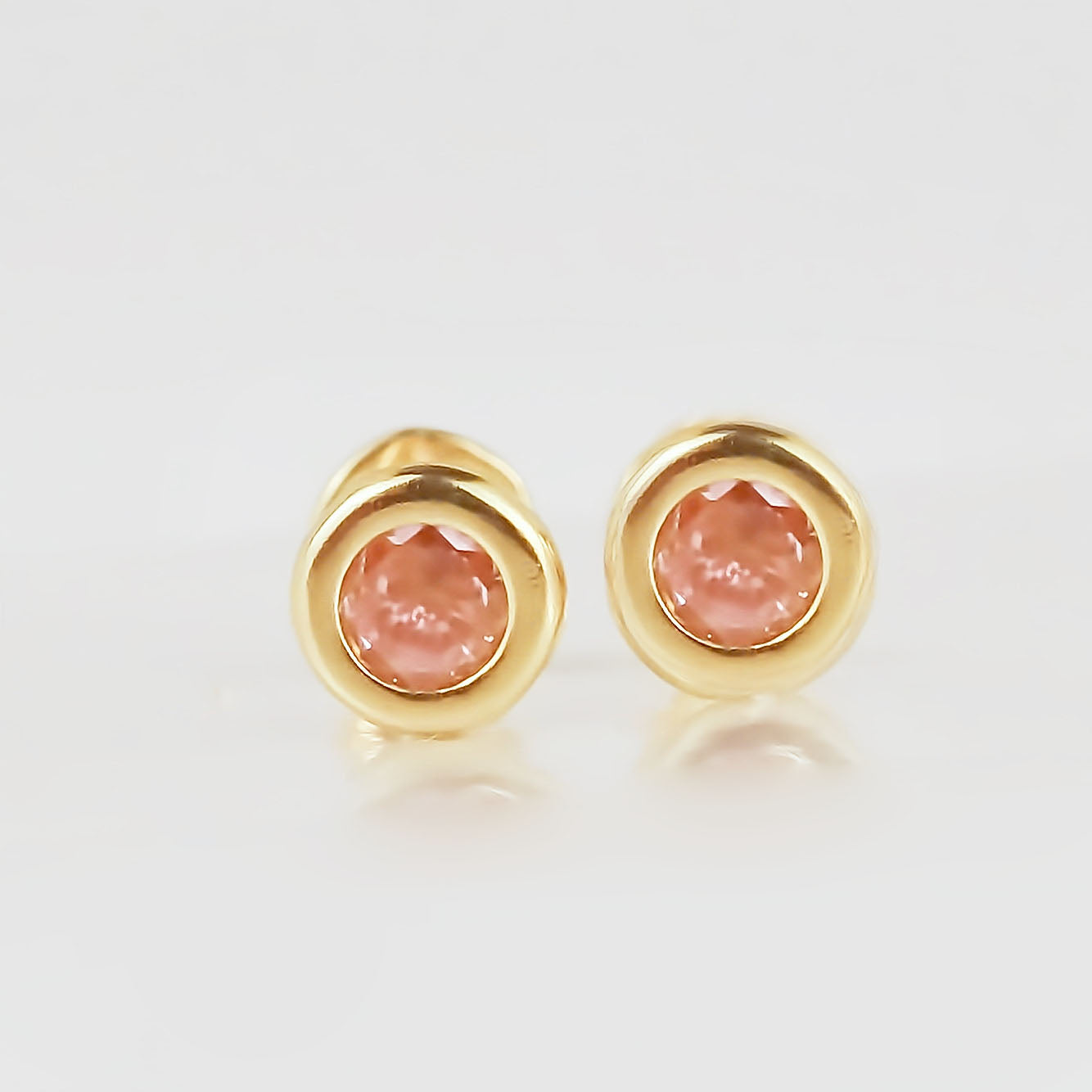 Amor Eterno - Broqueles Bisel Bebé 4 Mm / Aretes Oro 10k / ROSA