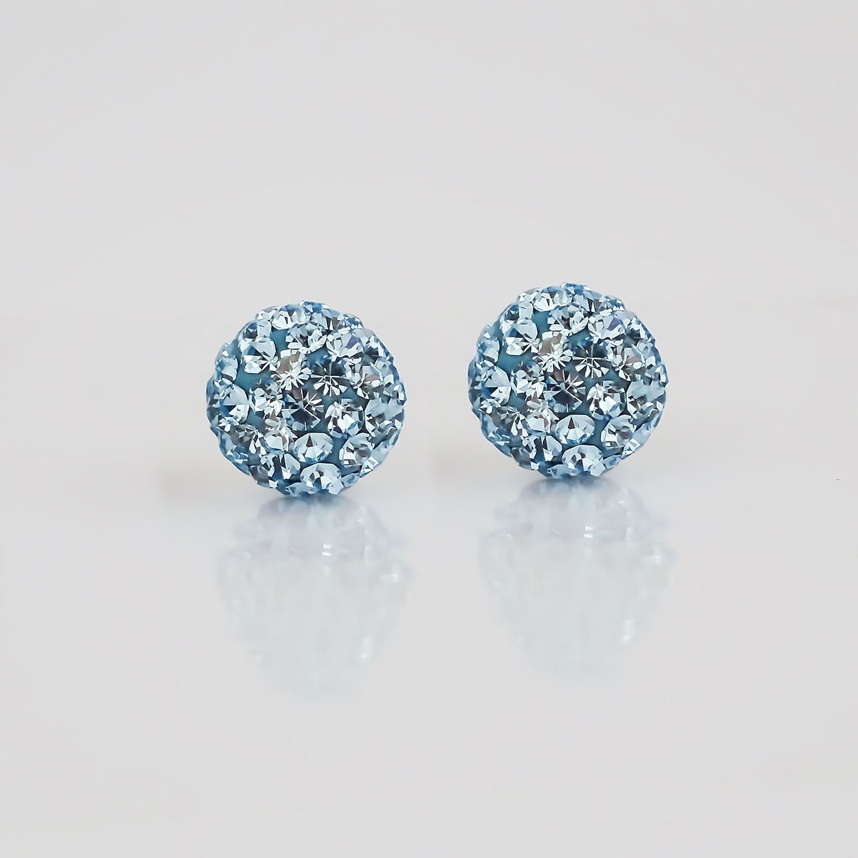 Amor Eterno - Broqueles Esferas Mediana / Aretes Oro 10k / Azul