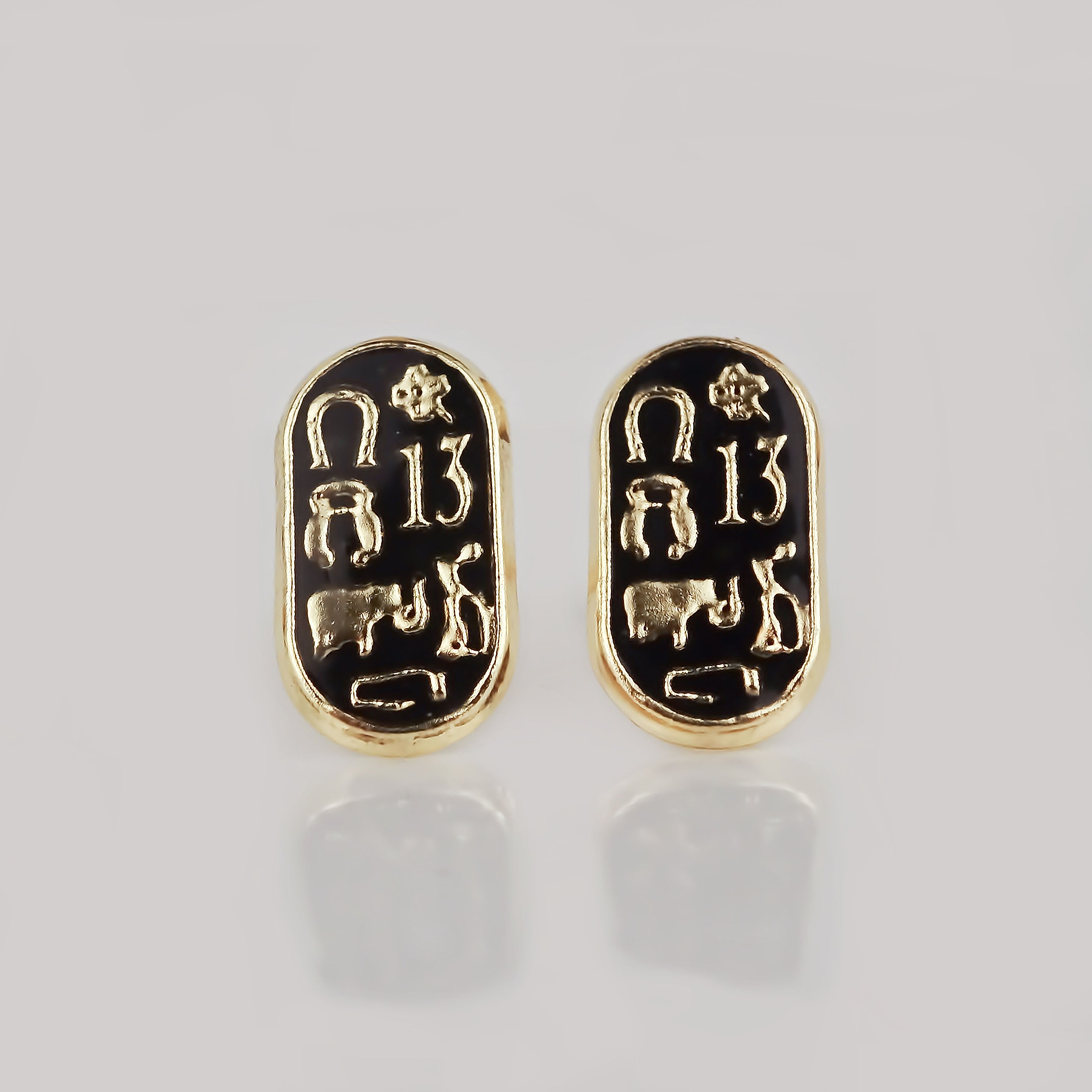 Amor Eterno - Broqueles Runa Buena Suerte / Aretes Oro 10k