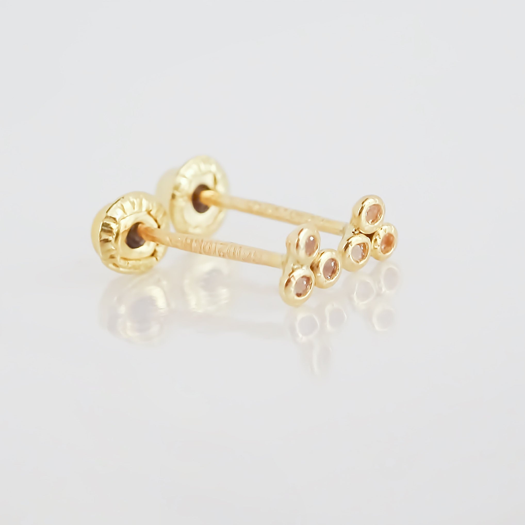 Amor Eterno - Broqueles Micro Trébol / Aretes Oro 10k
