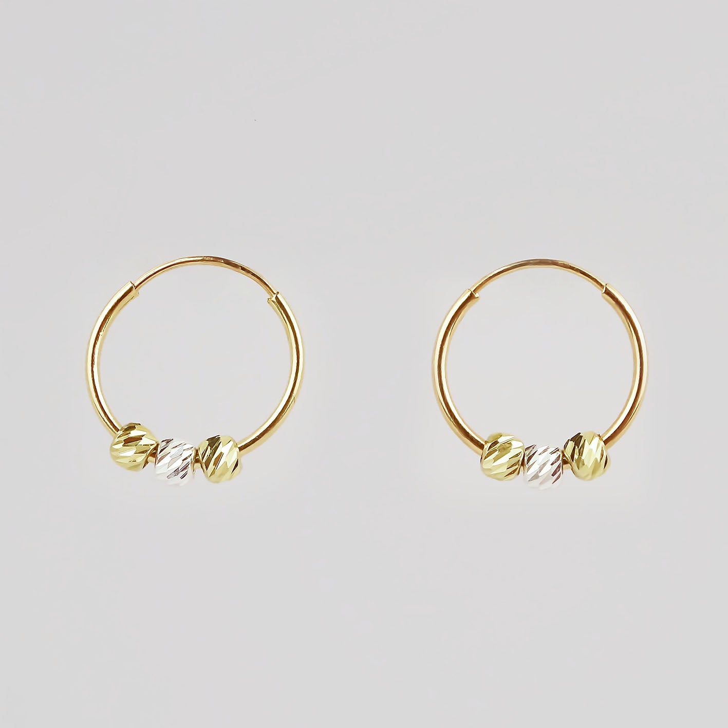 Amor Eterno - Arracada Con Bolitas / Aretes Oro 10k