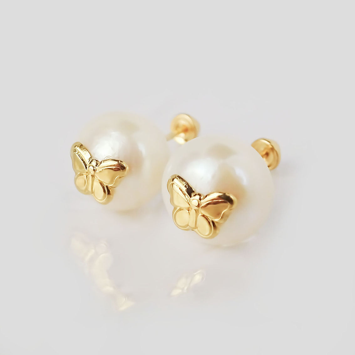 Amor Eterno - Broqueles Perla Mariposa / Aretes / Oro 10k