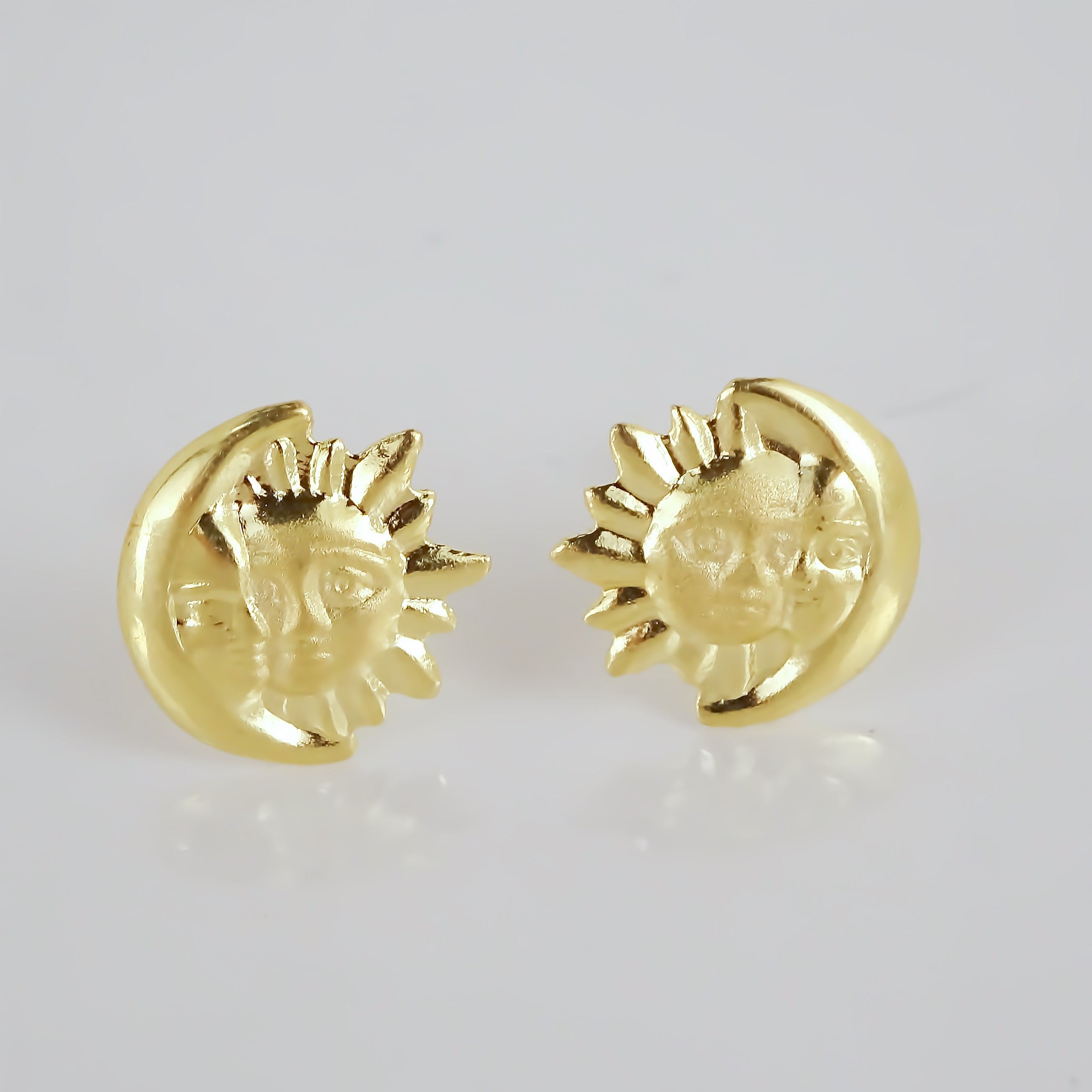 Amor Eterno - Broqueles Eclipse Chico / Aretes / Oro 10k