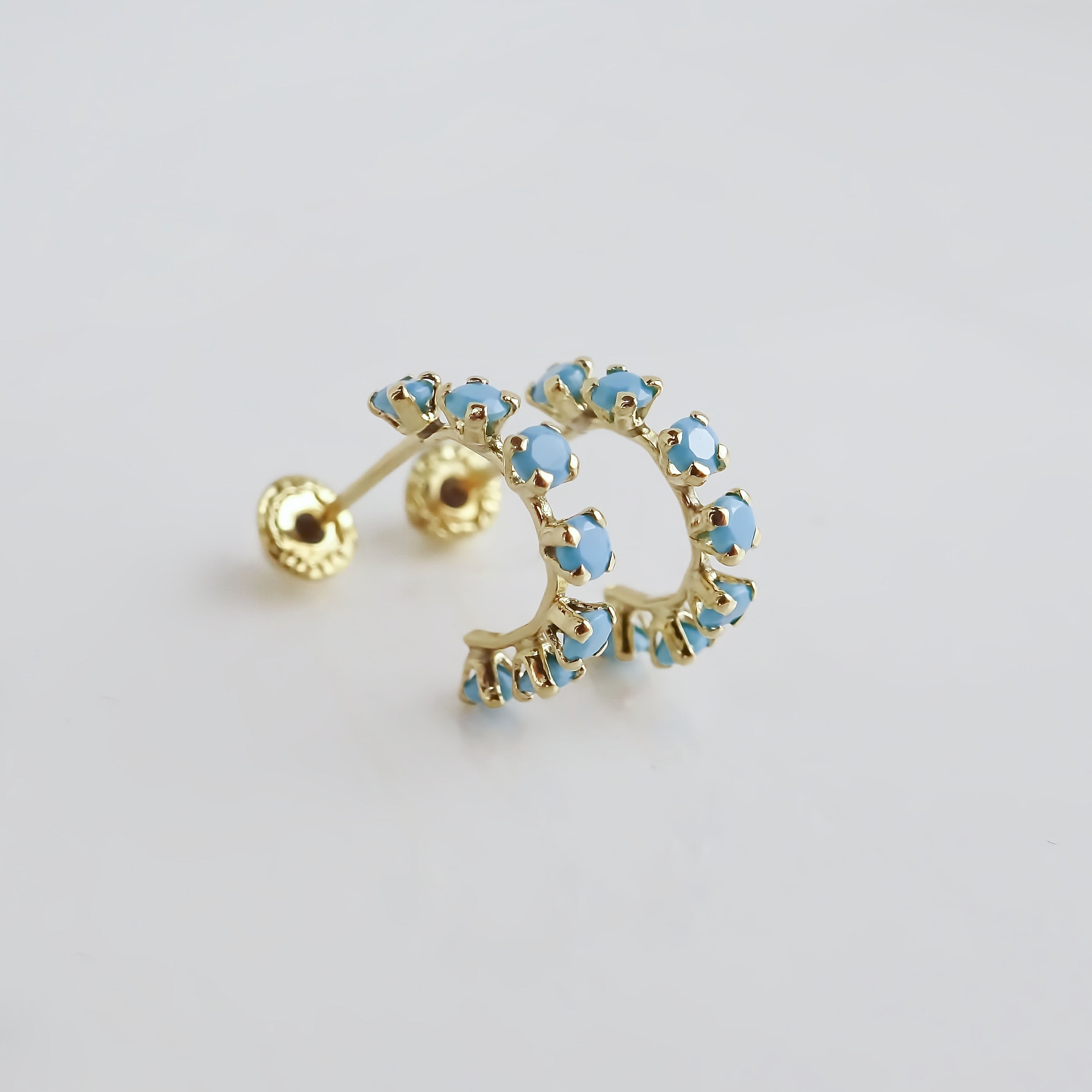 Amor Eterno - Broqueles Media Arracada / Aretes / Oro 10k / Turquesa