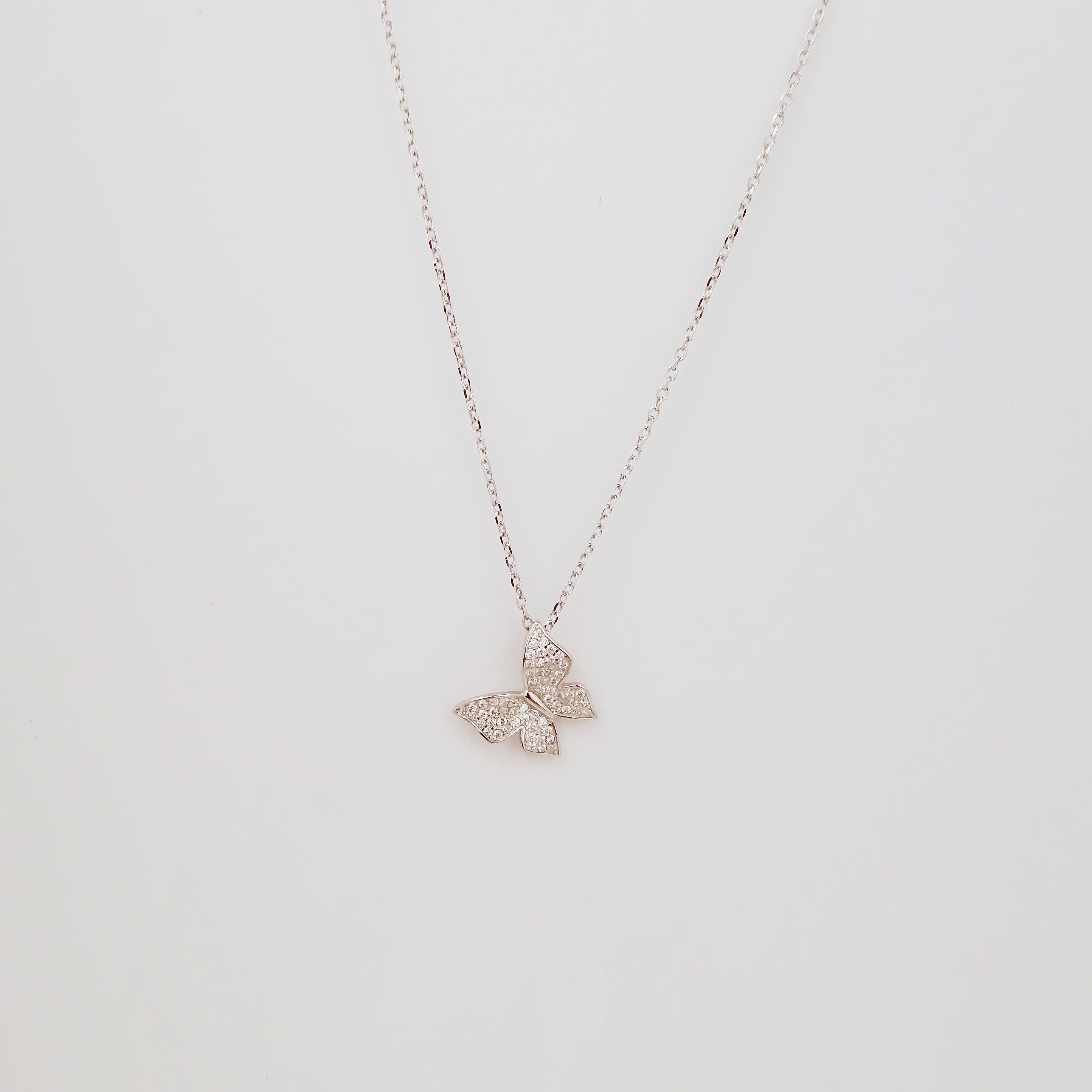 Amor Eterno- Gargantilla Mariposa De Paz / Plata Oro 24k