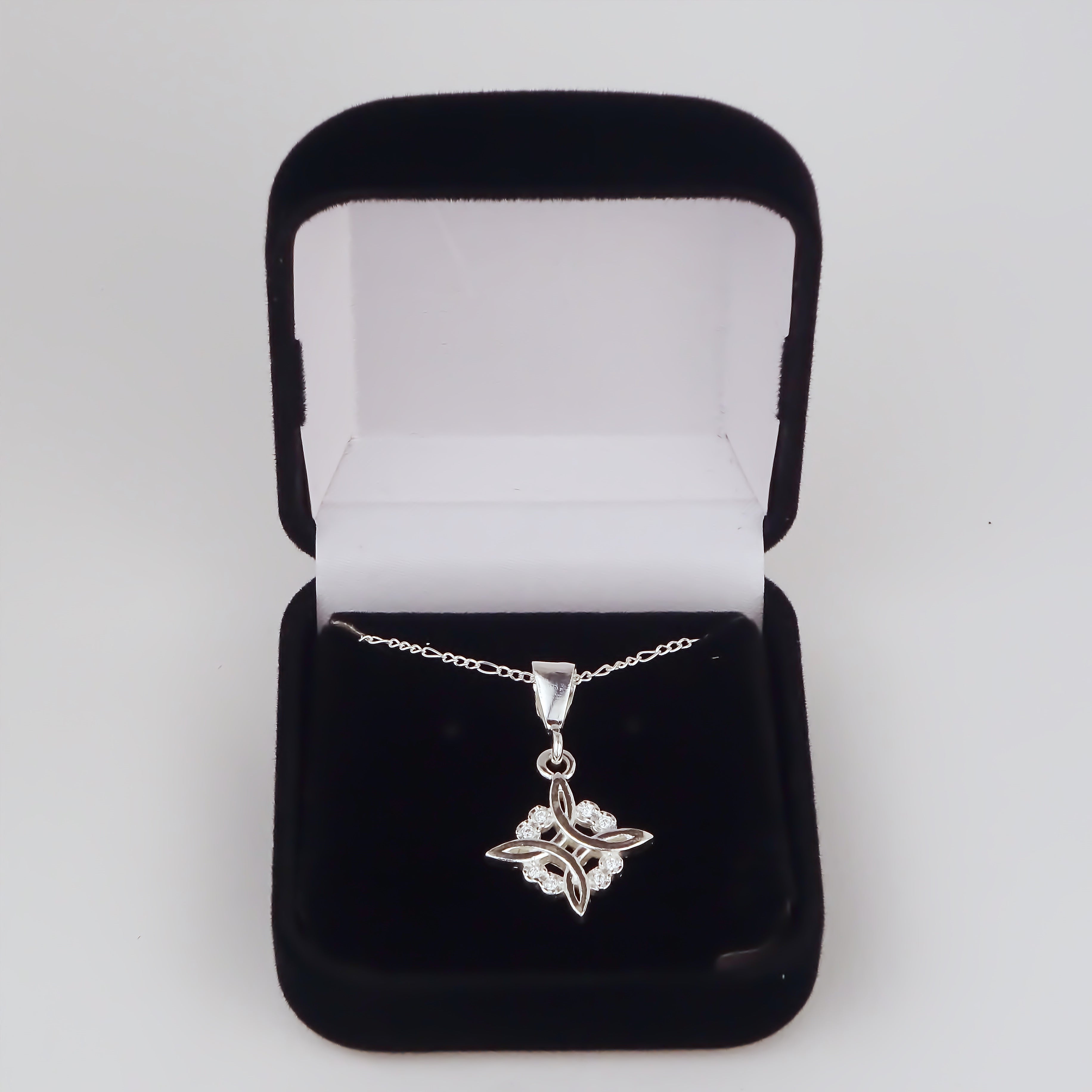 Amor Eterno - Dije Nudo De Bruja / Plata Oro 24k