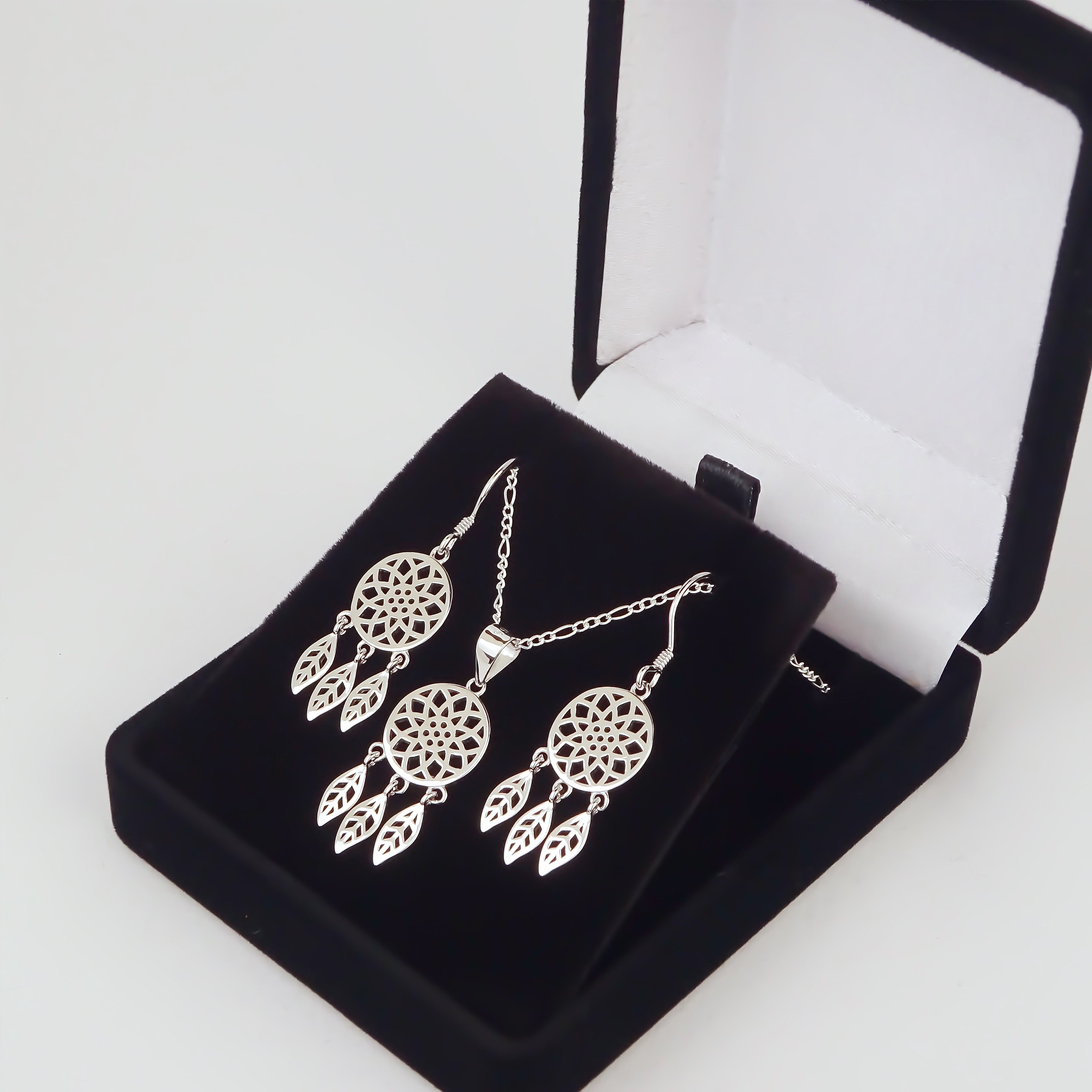 Amor Eterno- Dije Atrapasueños + Juego Aretes Plata Oro 24k
