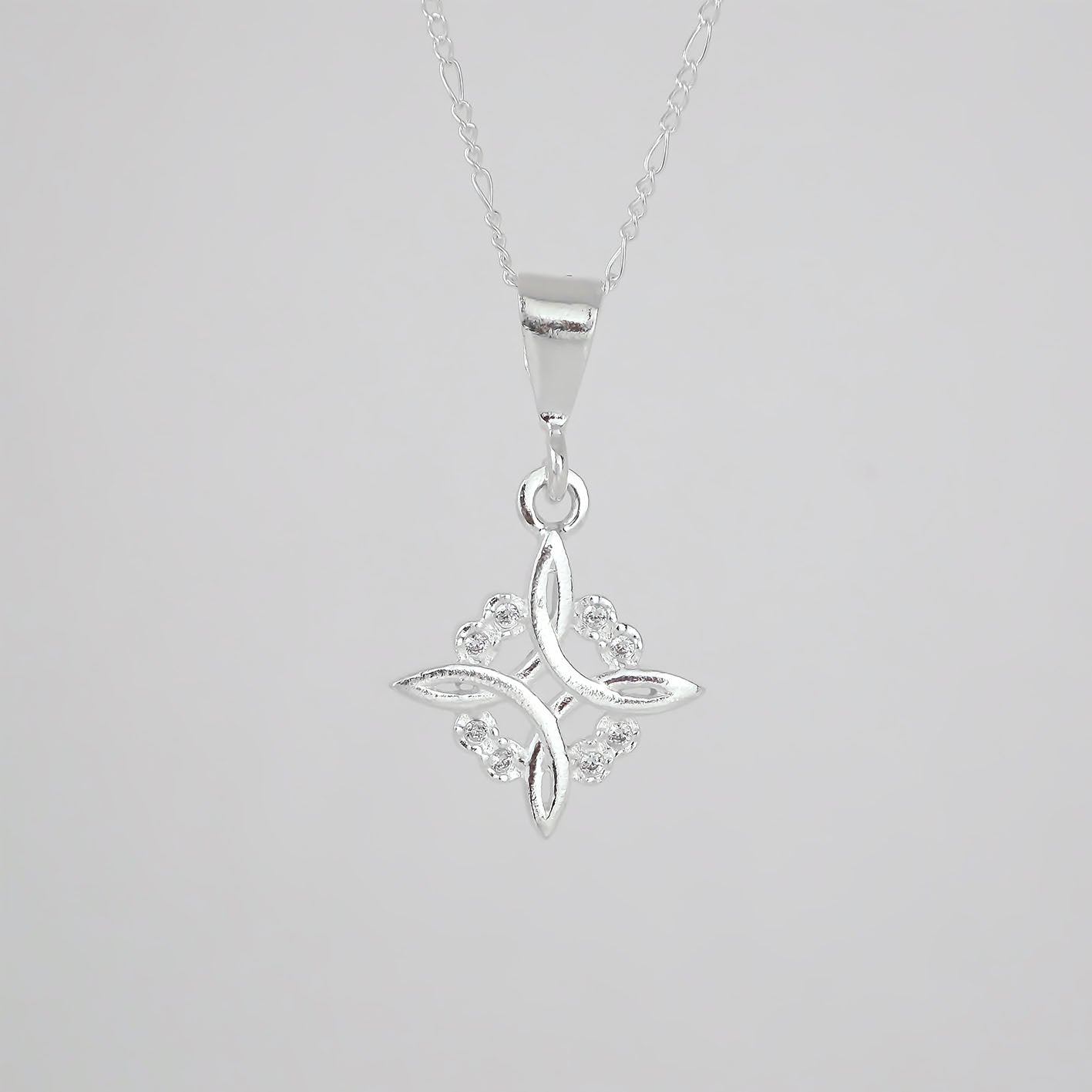 Amor Eterno - Dije Nudo De Bruja / Plata Oro 24k