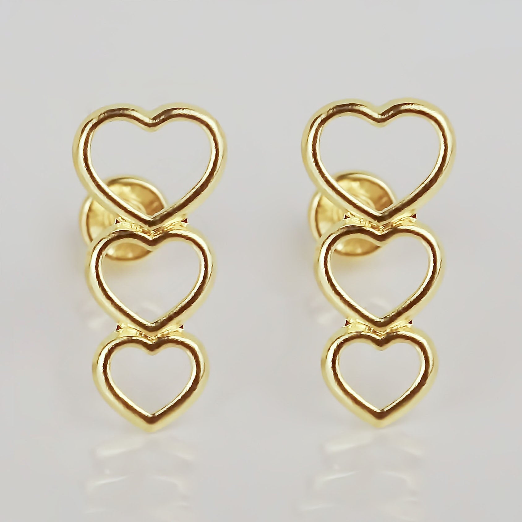 Amor Eterno - Broqueles 3 Corazones / Aretes Oro Sólido 10k