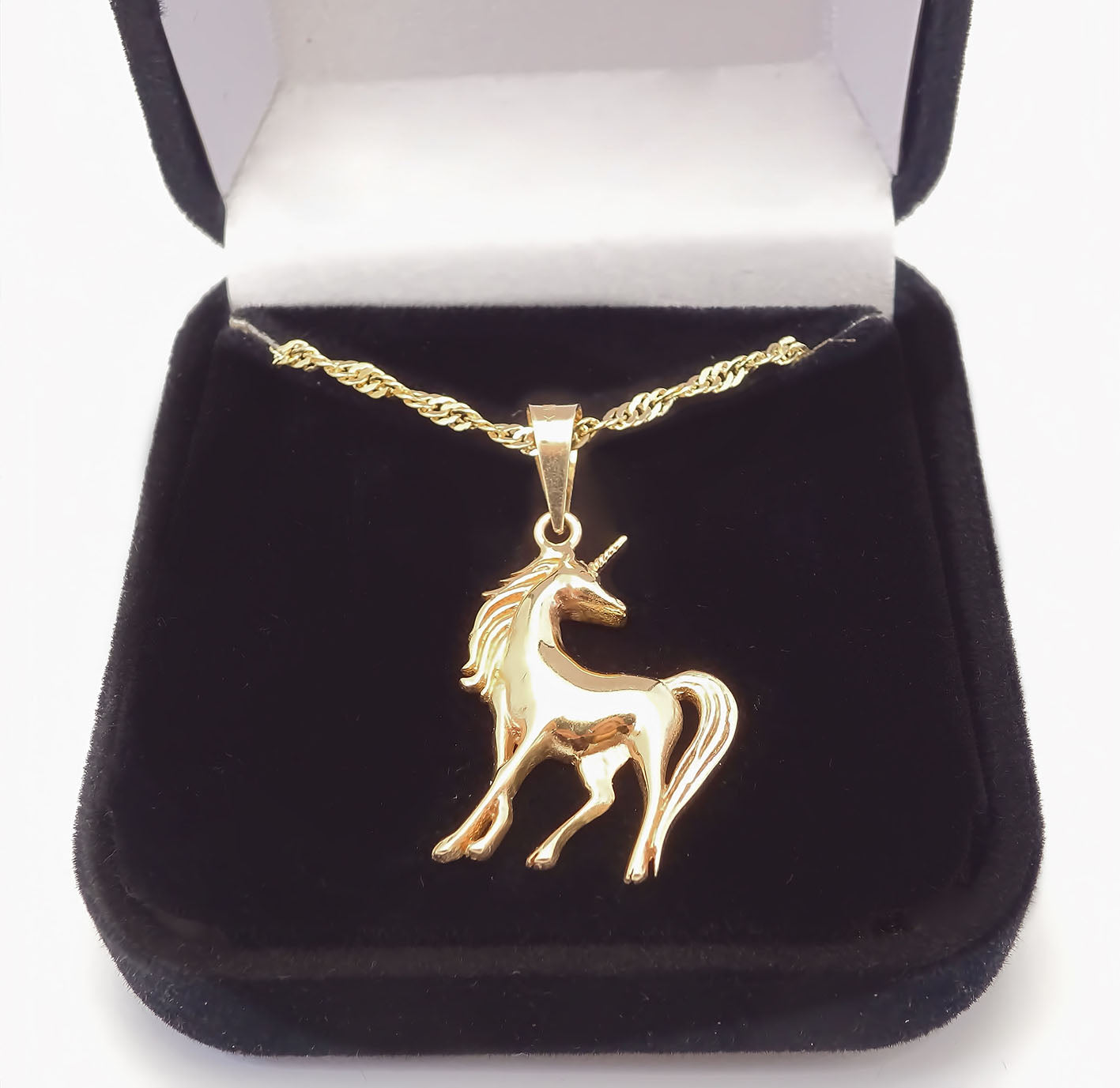 Amor Eterno - Dije Unicornio Elegante / Oro Sólido 10k