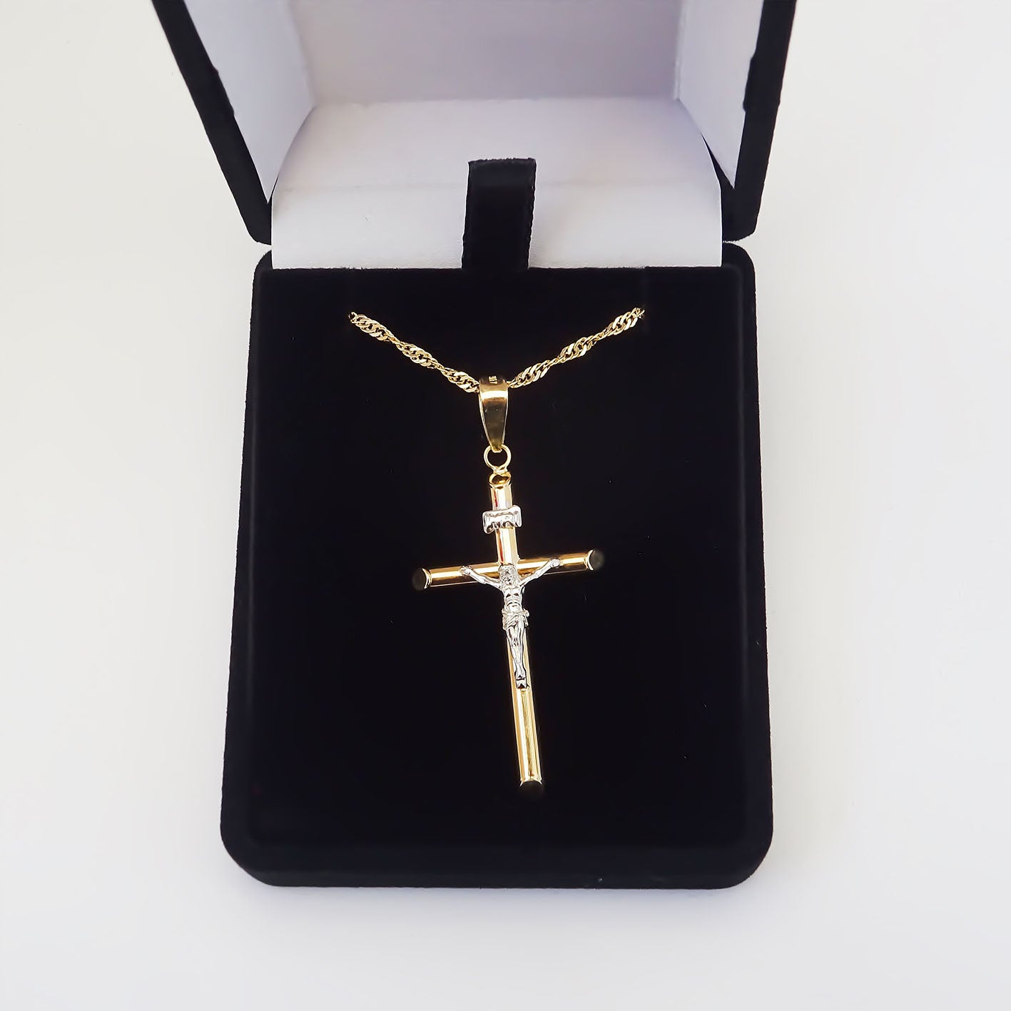 Amor Eterno - Dije Cruz Crucifijo Grande / Oro 10k + Cadena