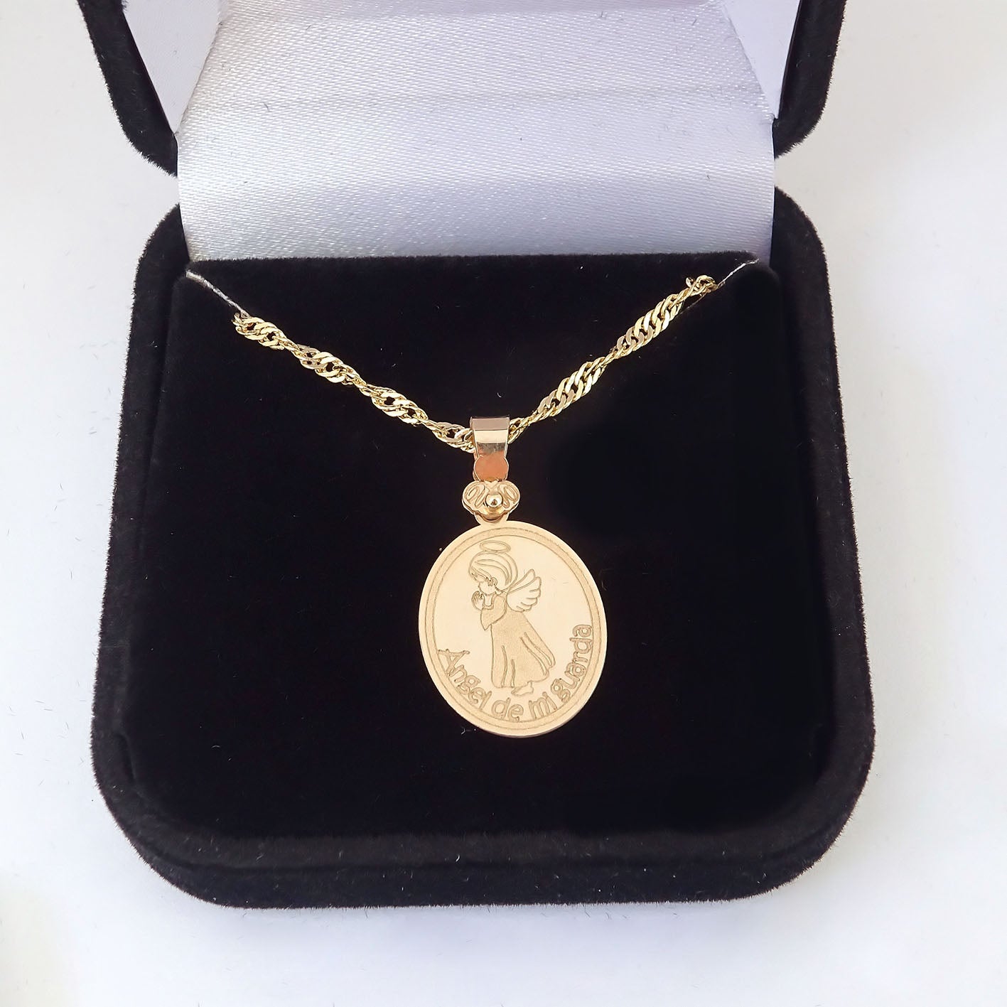 Amor Eterno - Ángel De La Guarda Medalla / Oro Sólido 10k