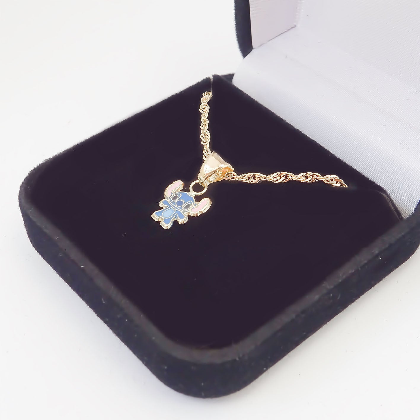Amor Eterno - Dije Stich / Oro Sólido 10k + Cadena De Regalo