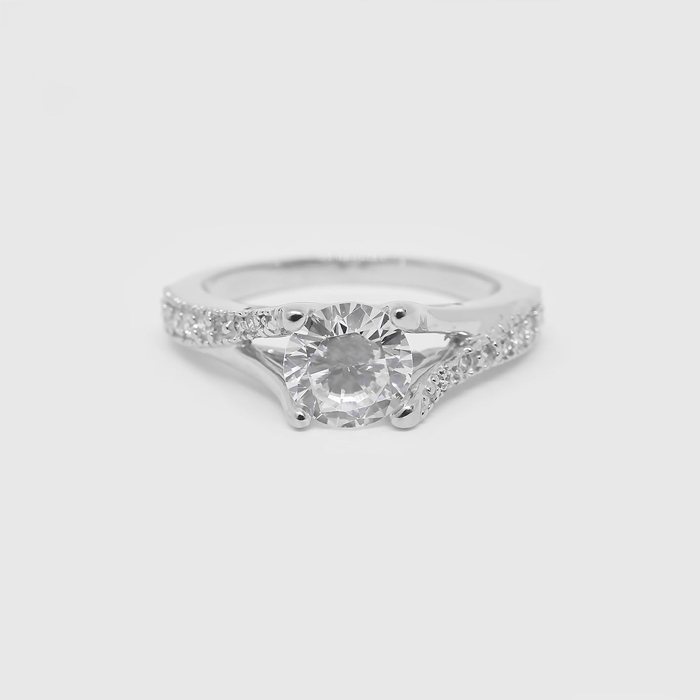 Amor Eterno - Anillo Victoria / Oro 10k Sólido / Blanco