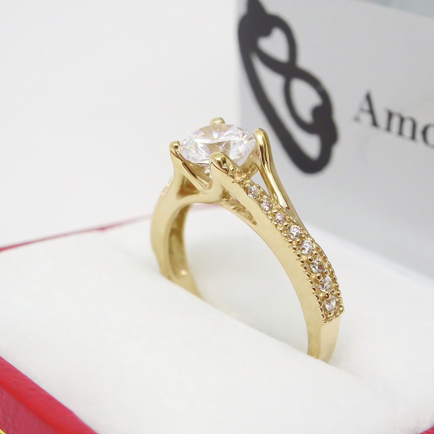 Amor Eterno - Anillo Victoria / Oro 14k Sólido / Amarillo