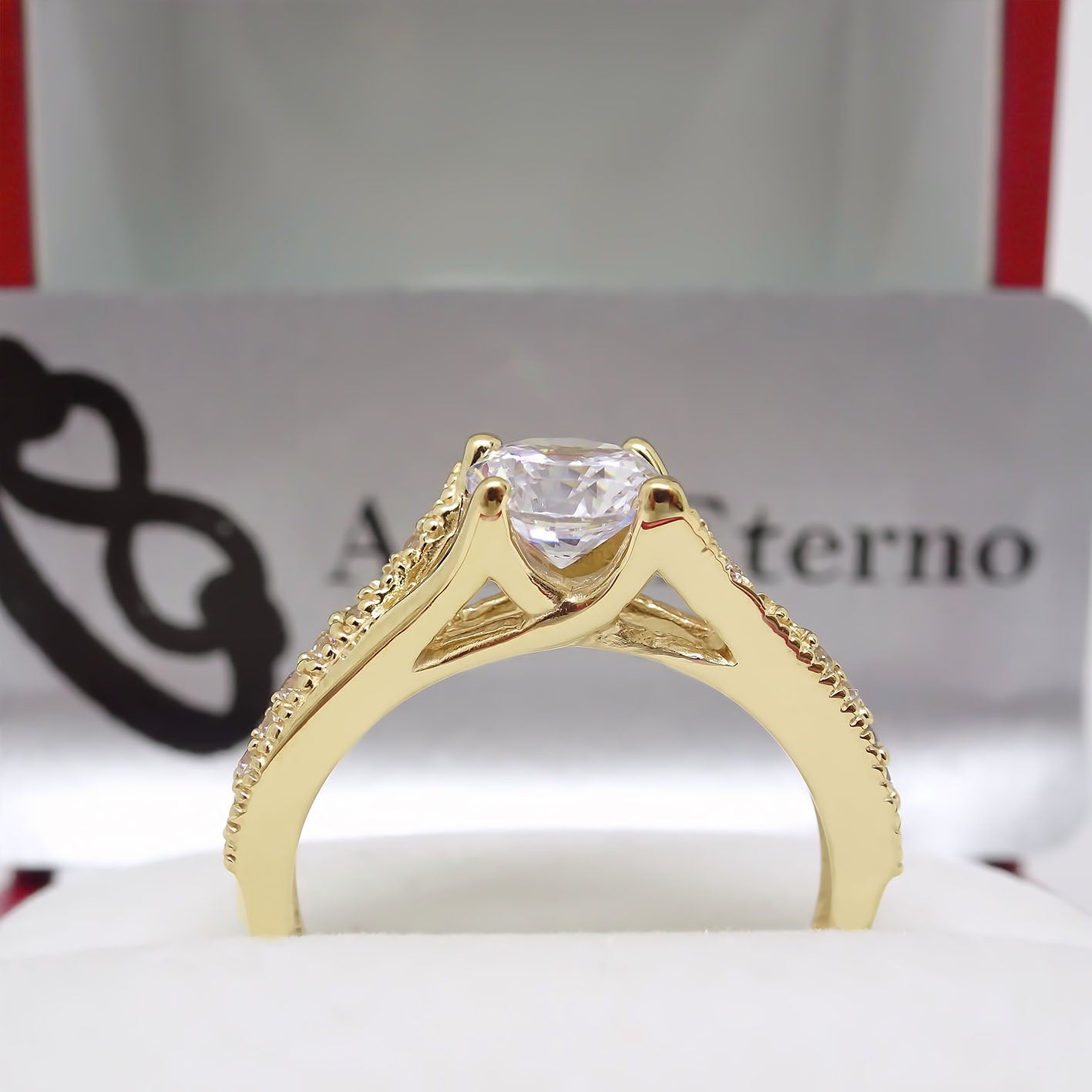 Amor Eterno - Anillo Victoria / Oro 14k Sólido / Amarillo