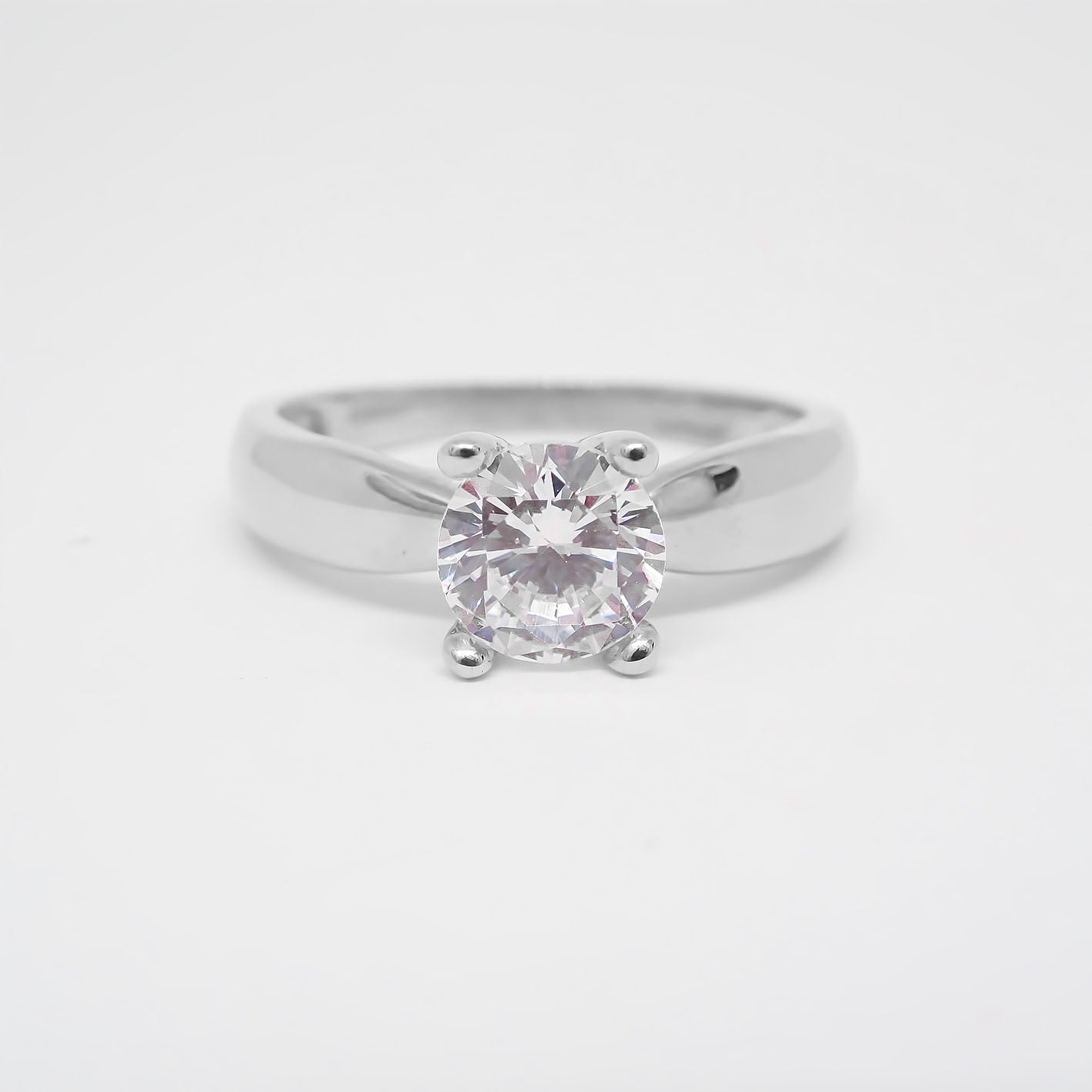 Amor Eterno - Anillo Lupin / Oro 10k Sólido / Blanco