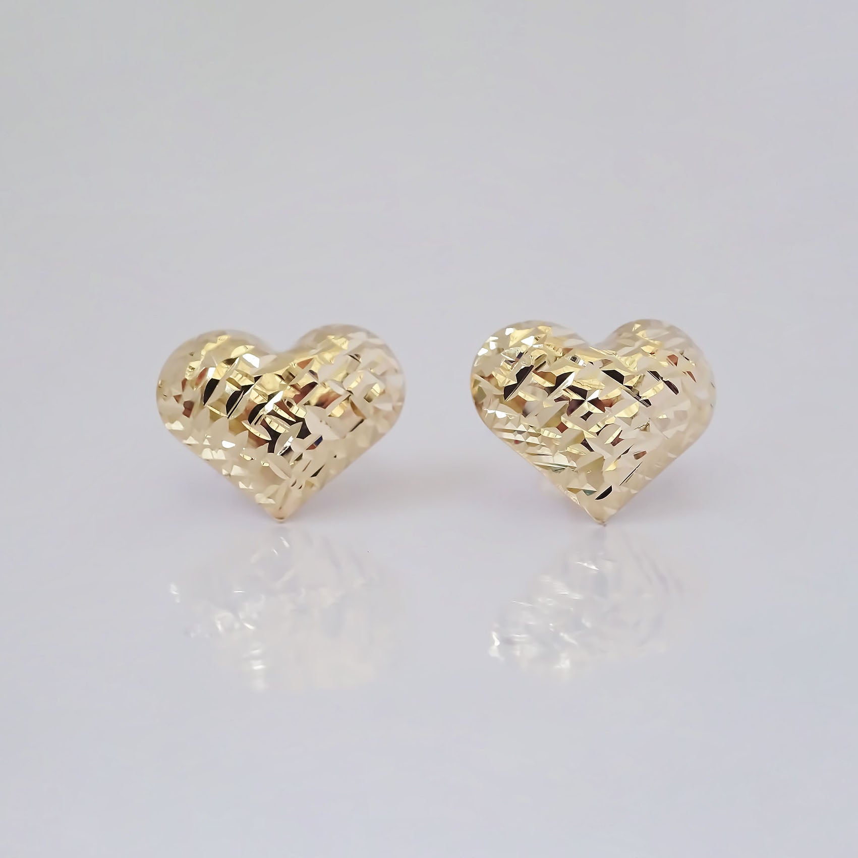 Amor Eterno - Broqueles Corazón Grande Diamantado / Oro 10k