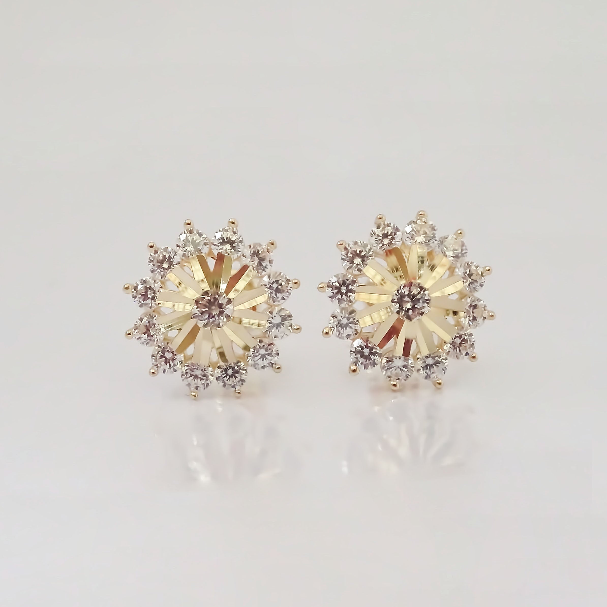 Amor Eterno - Broqueles Rosa Reina Aretes / Oro 10k