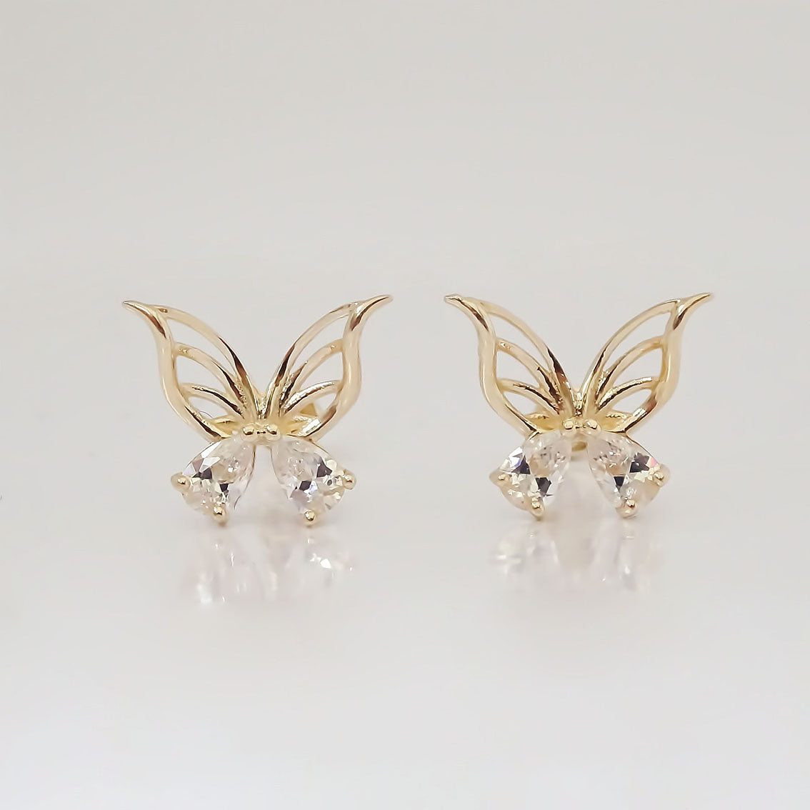 Amor Eterno - Broqueles Mariposa Tornado Aretes / Oro 10k