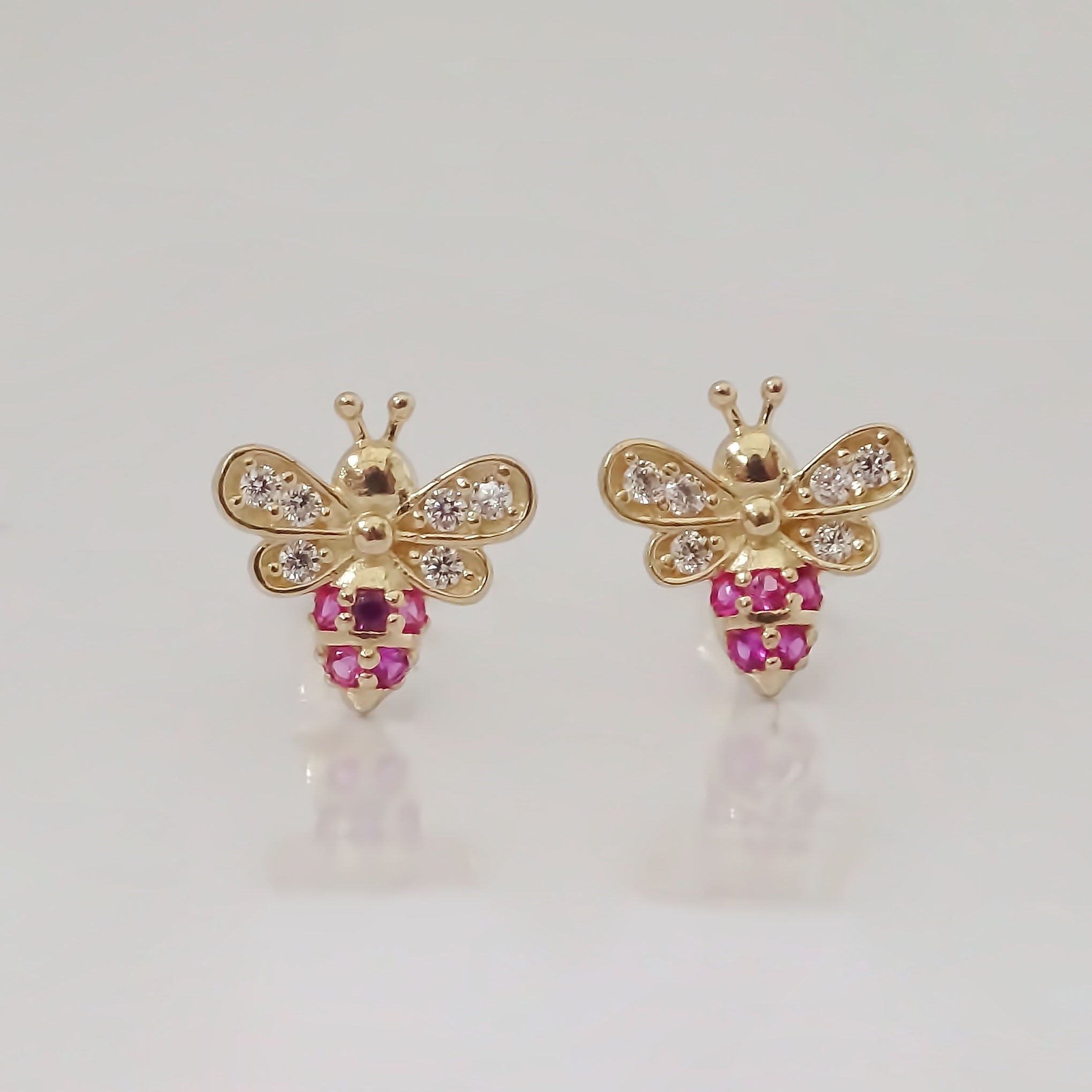 Amor Eterno - Broqueles Abeja Premium / Oro 10k