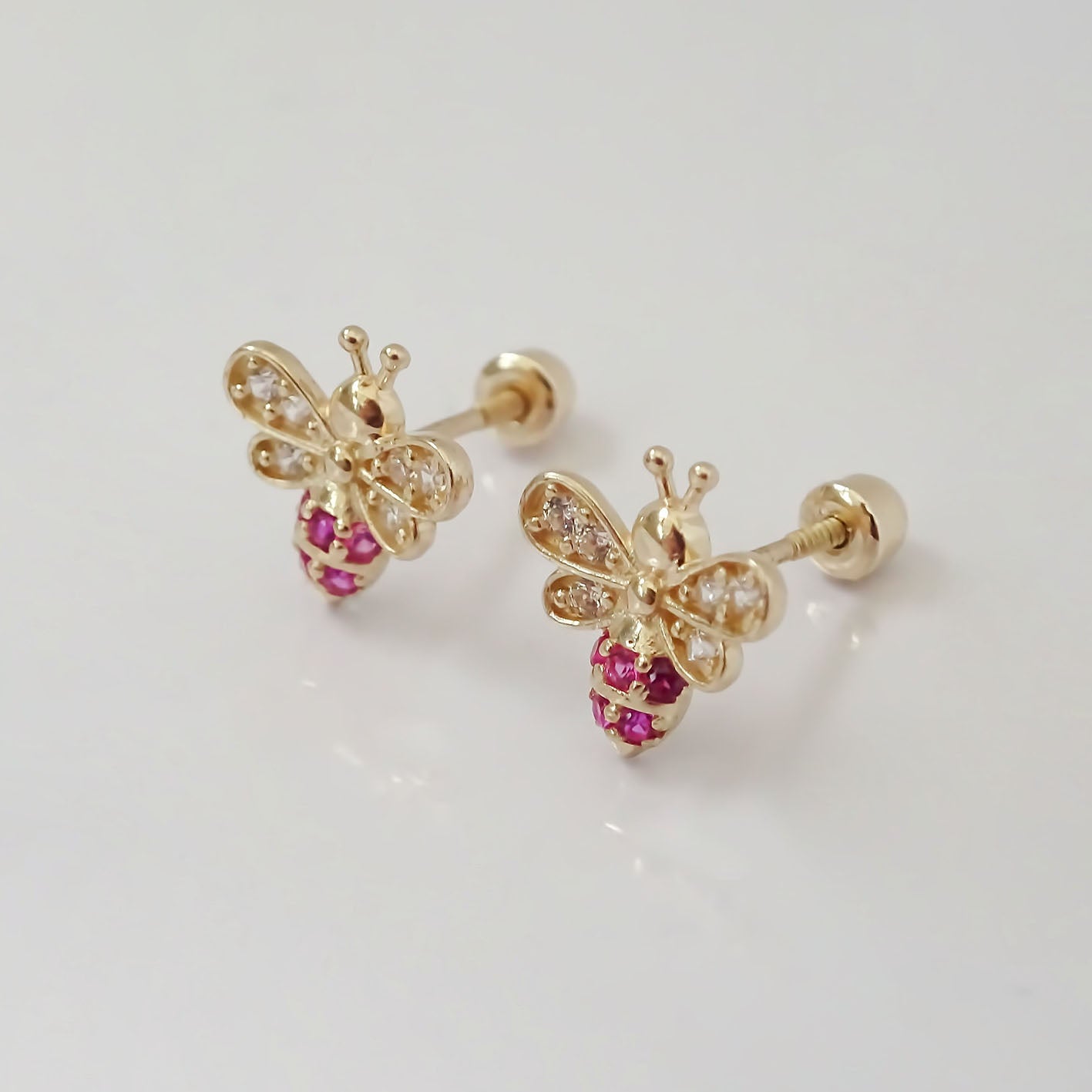 Amor Eterno - Broqueles Abeja Premium / Oro 10k