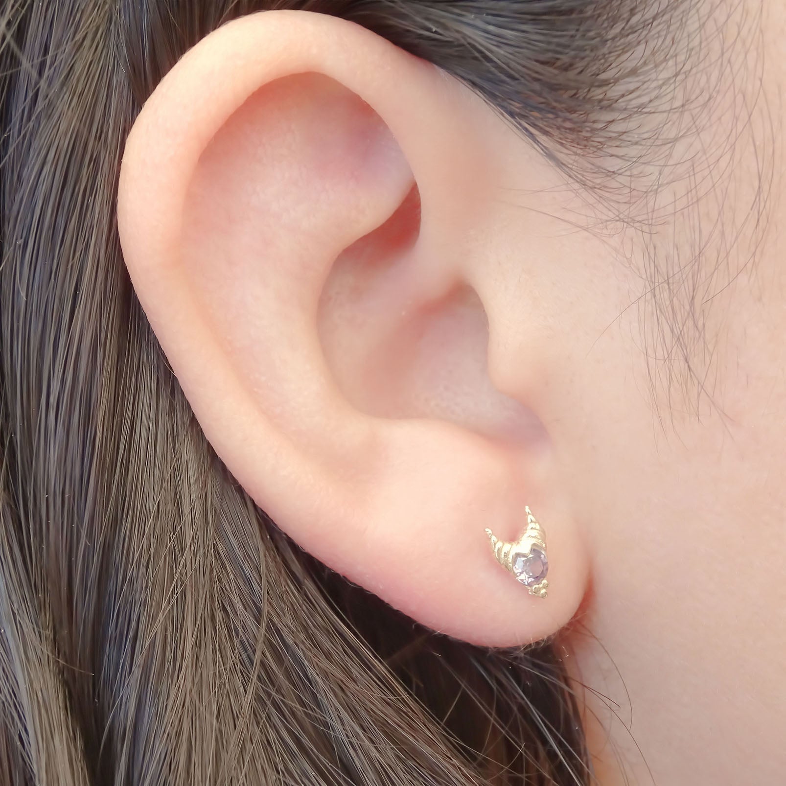 Amor Eterno - Broqueles Maléfica Disney Aretes / Oro 10k