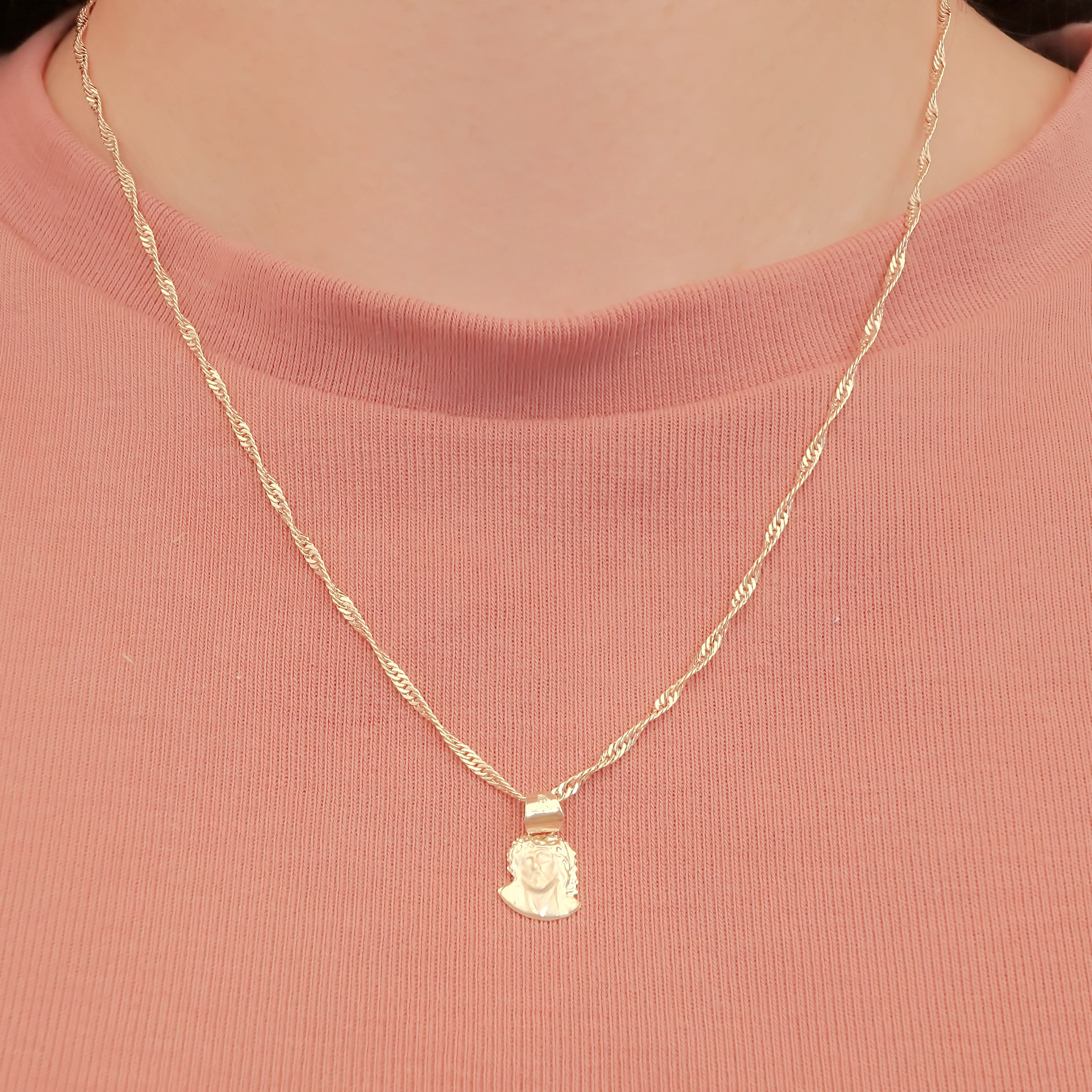 Amor Eterno - Dije Divino Rostro / Oro Sólido 10k