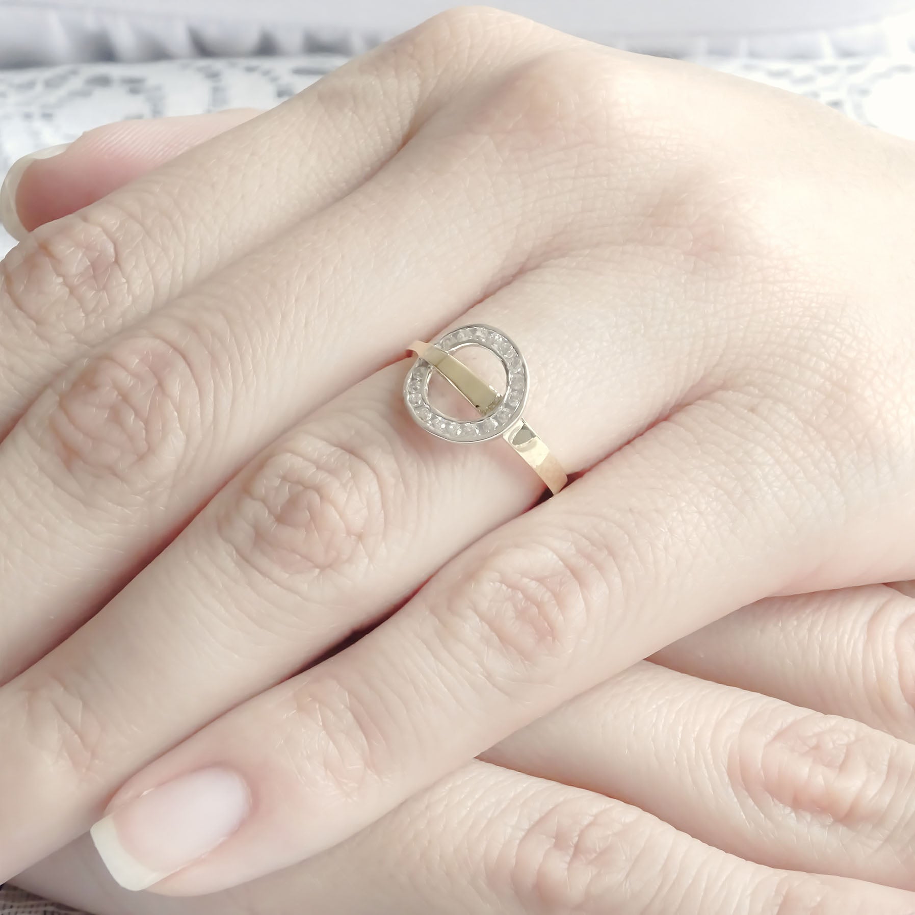 Amor Eterno - Anillo Orbit / Oro 14k Sólido