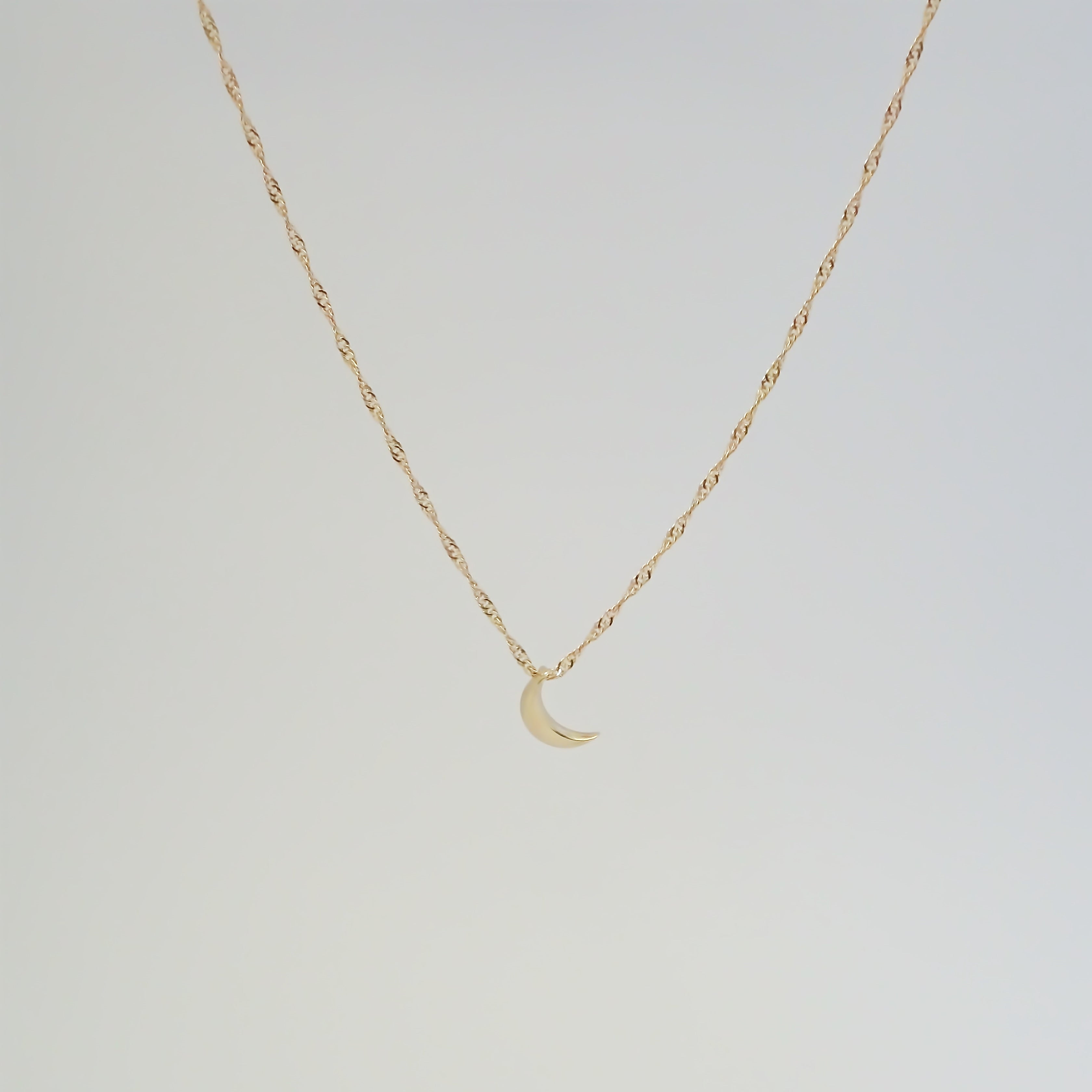 Amor Eterno - Dije Luna Basic / Oro Sólido 10k