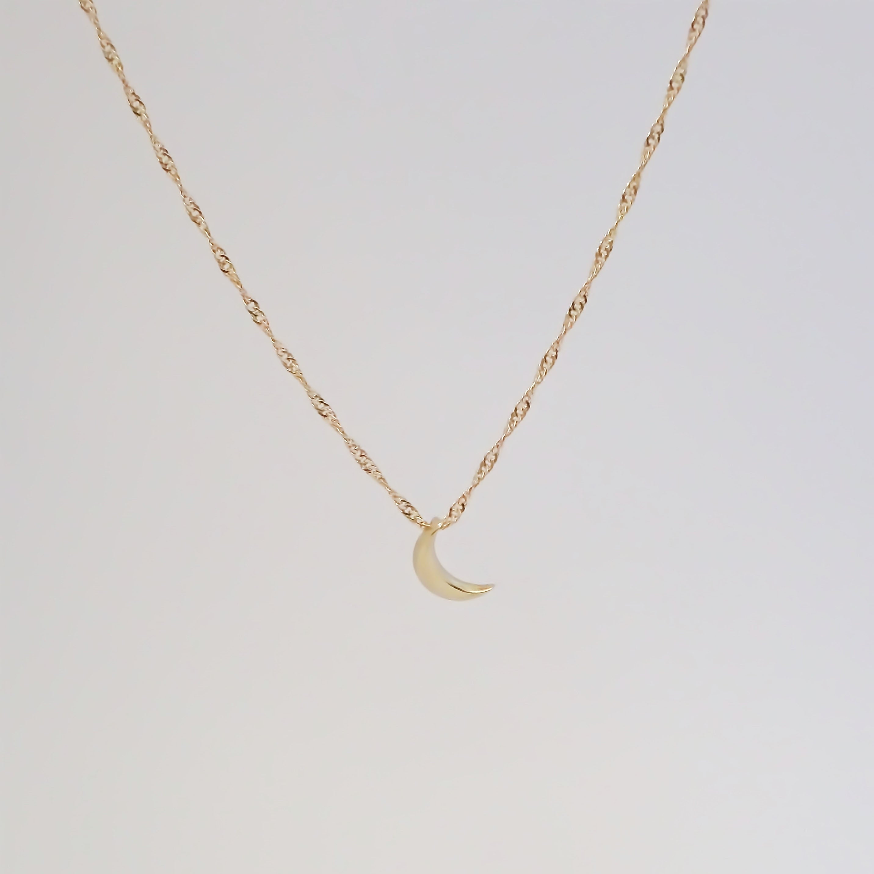 Amor Eterno - Dije Luna Basic / Oro Sólido 10k