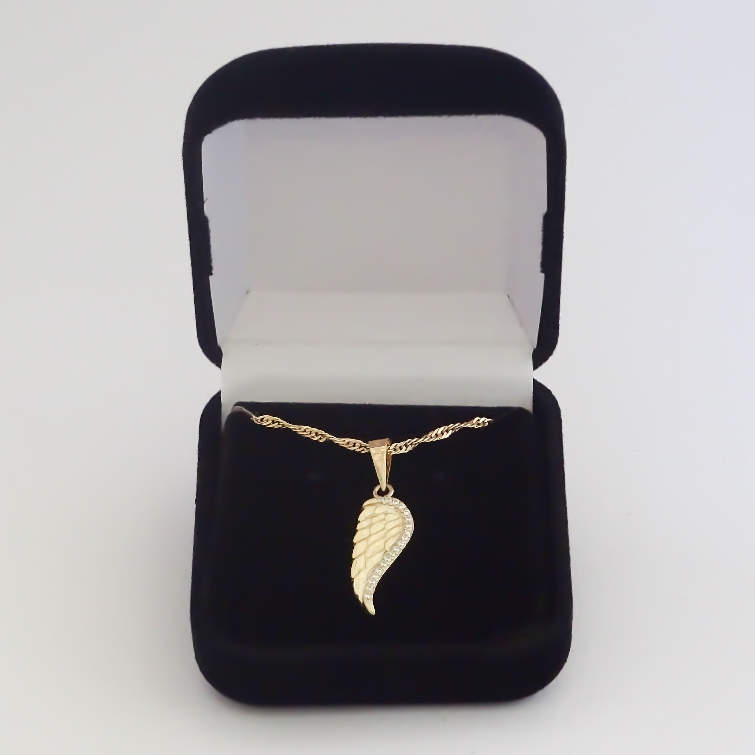 Amor Eterno - Dije Ala Protectora Ángel / Oro Sólido 10k