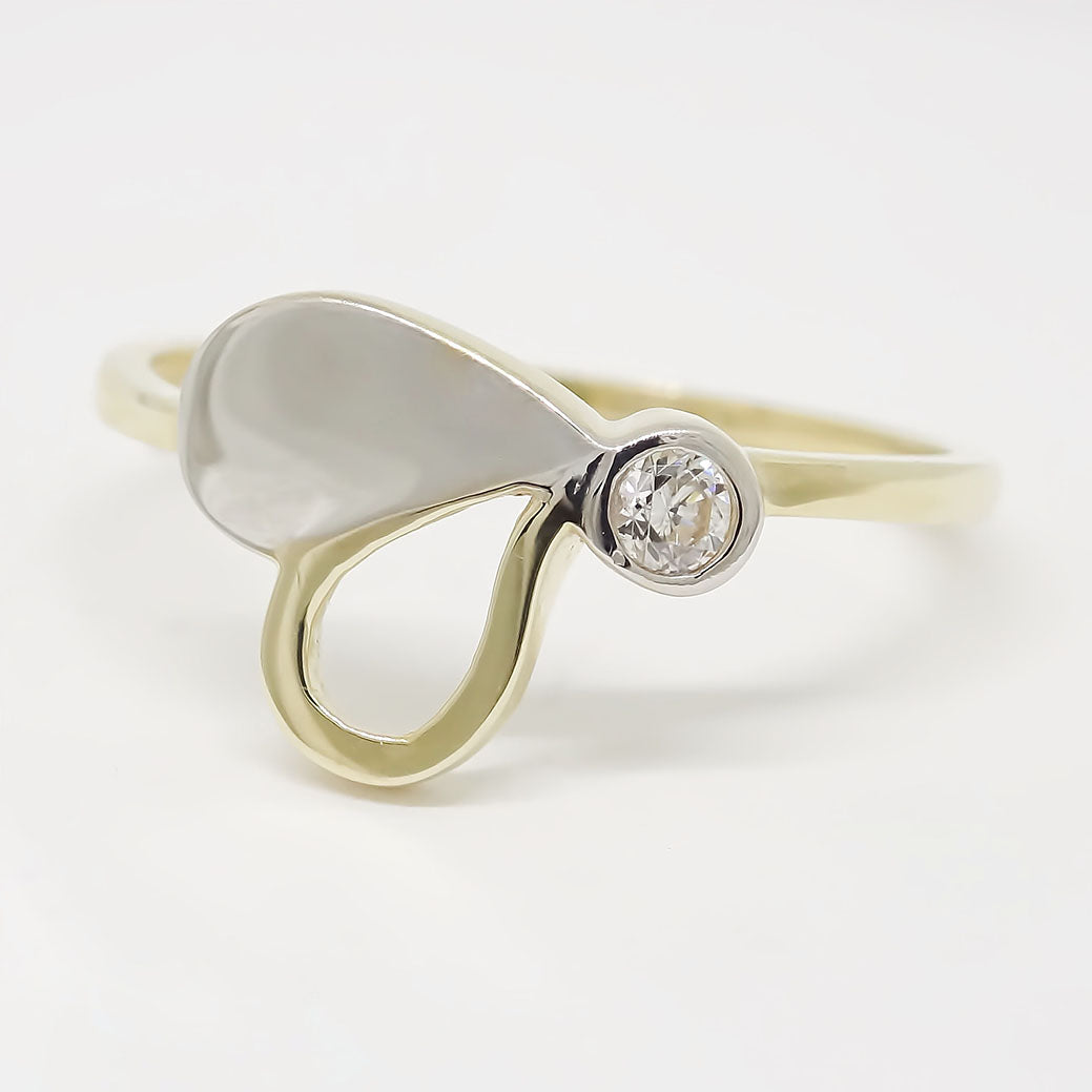 Amor Eterno - Anillo Corazón Bisel Giselle / Oro 14k Sólido