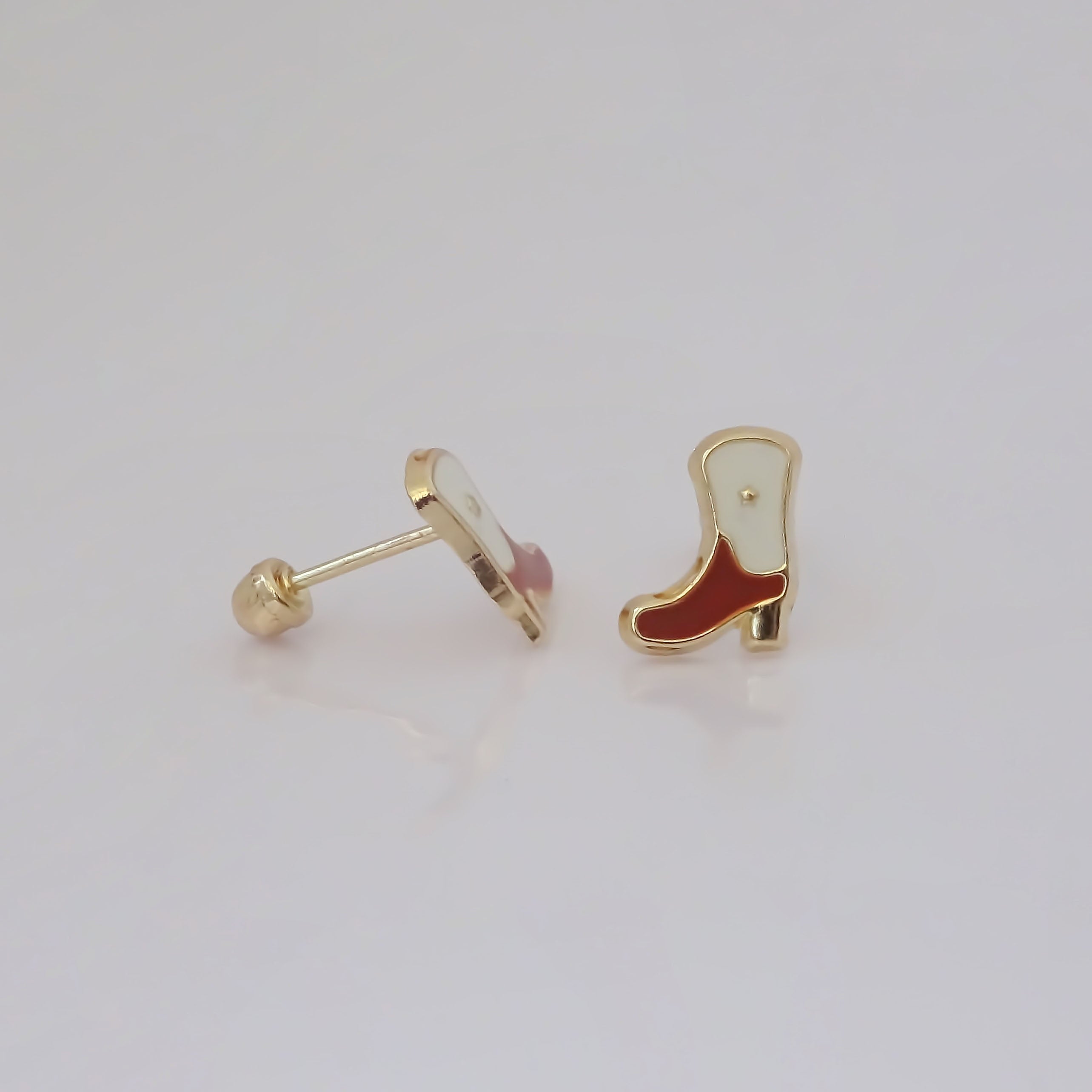 Amor Eterno - Broqueles Botas Kaarl / Aretes / Oro 10k