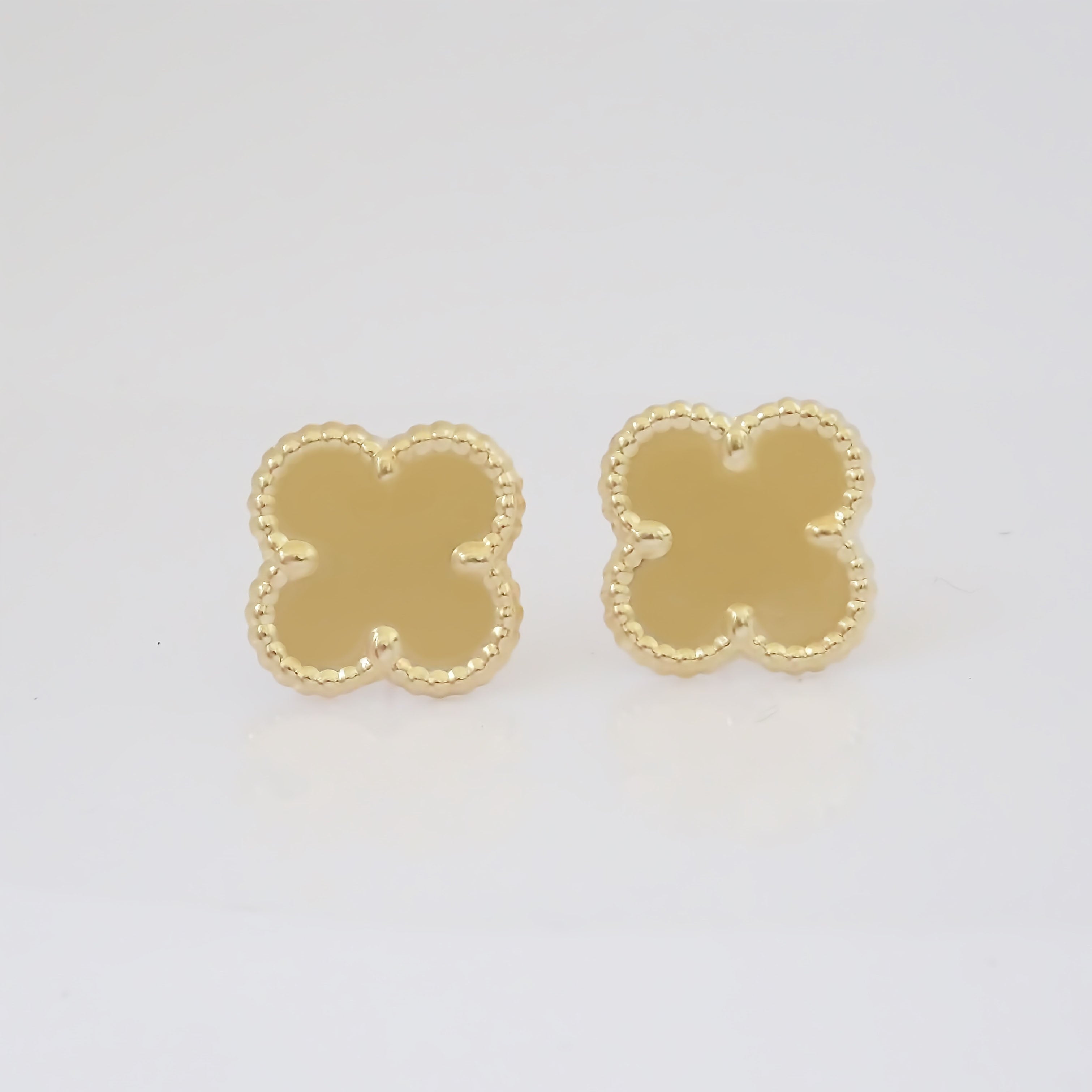 Amor Eterno - Broqueles Trébol Mate / Oro Sólido 10k