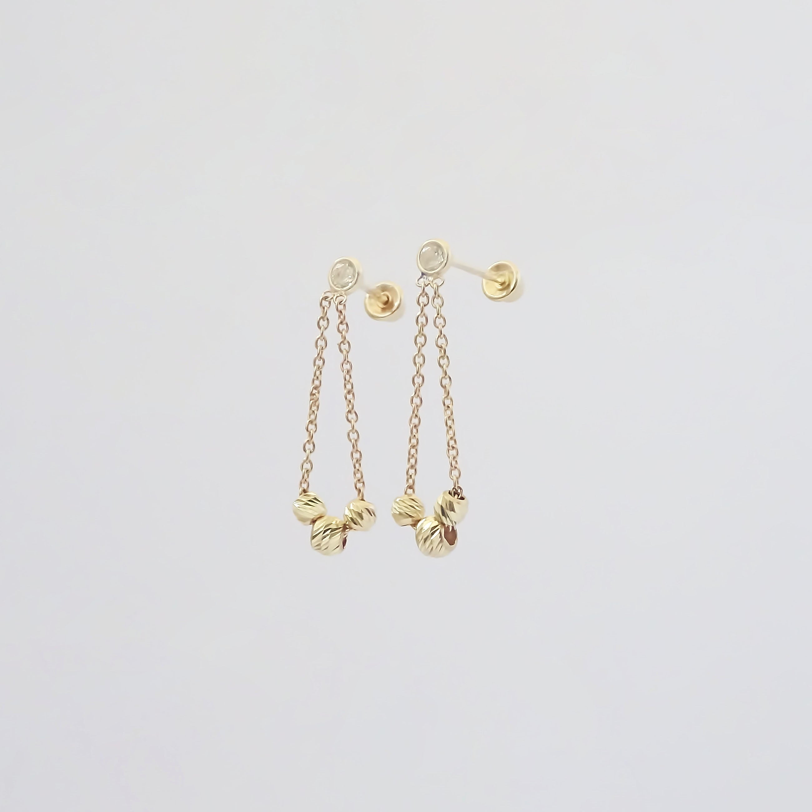 Amor Eterno - Aretes Bisel Bolitas Kellum / Oro 10k