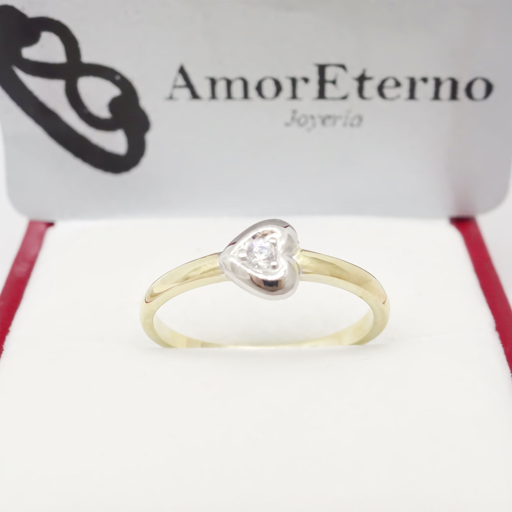 Amor Eterno - Anillo Corazón / Oro Sólido 14k