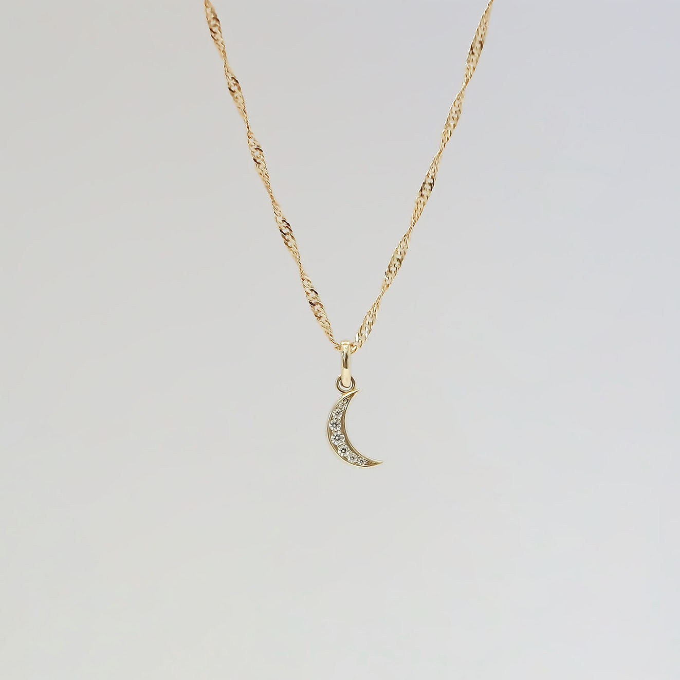 Amor Eterno - Dije Luna Brillante / Oro Sólido 10k