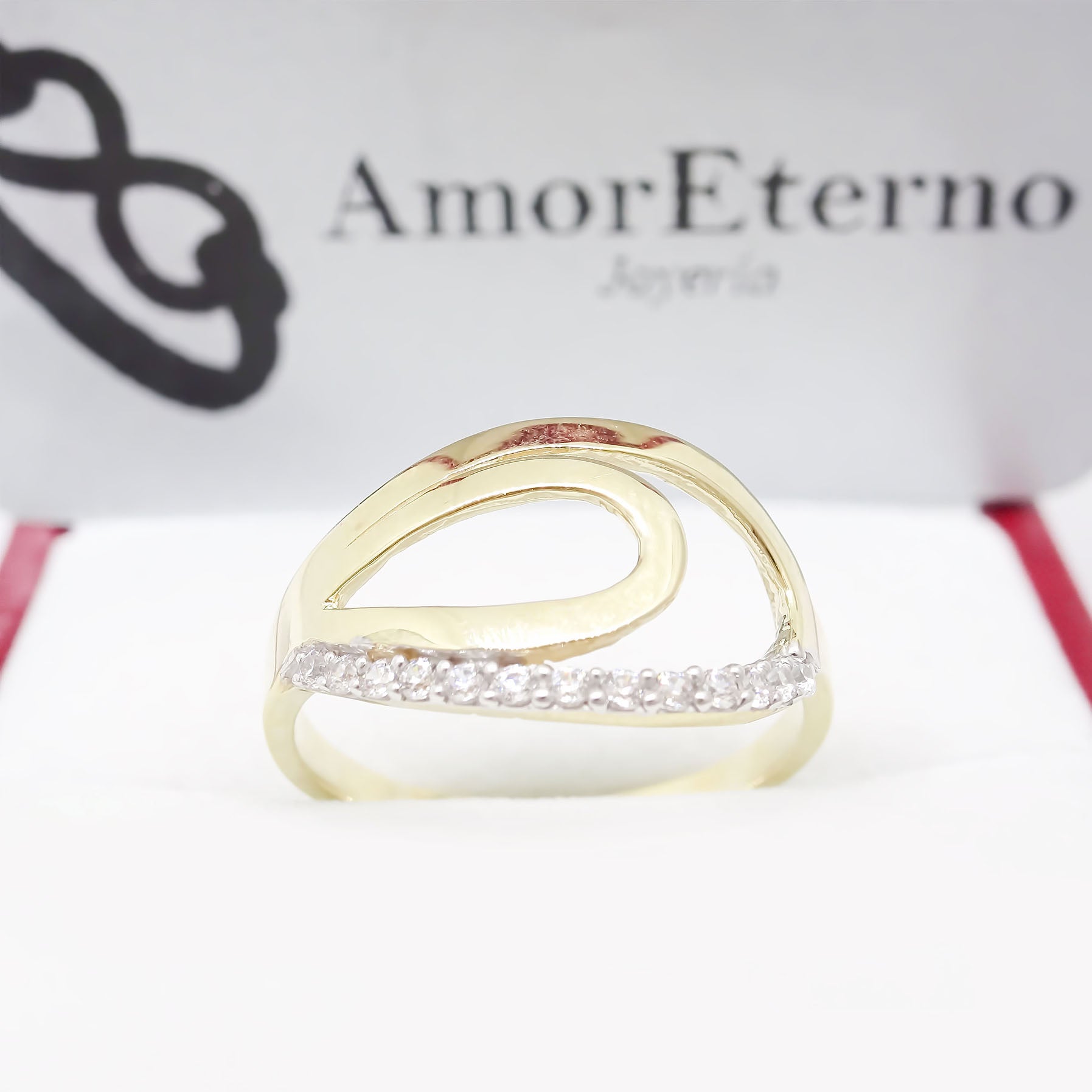 Amor Eterno - Anillo Pétalos / Oro 10k Sólido
